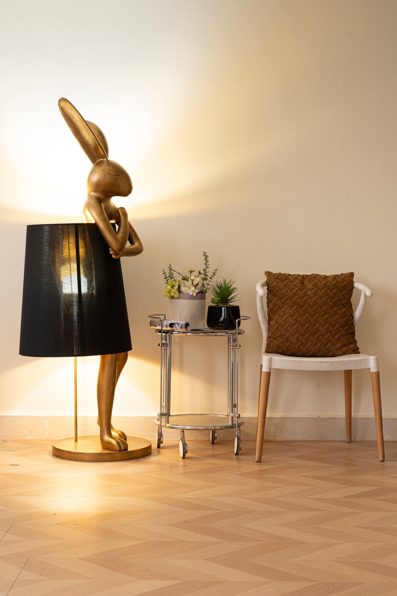 Hare Silhouette Table Lamp - Vakkerlight