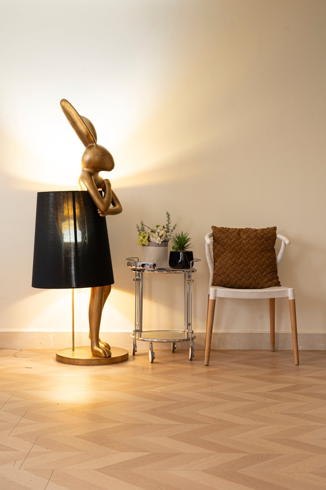 Hare Silhouette Table Lamp - Vakkerlight