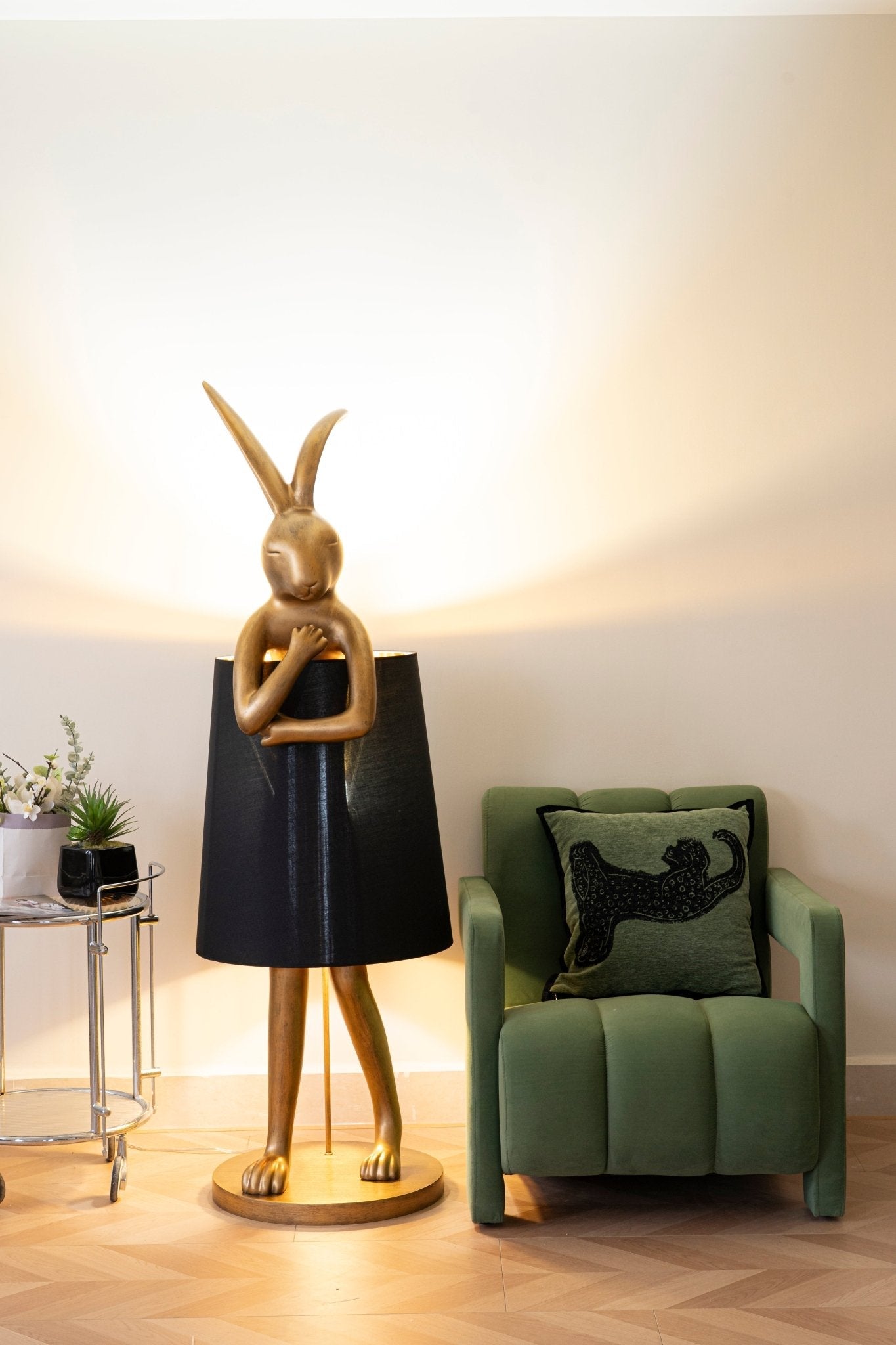 Hare Silhouette Table Lamp - Vakkerlight