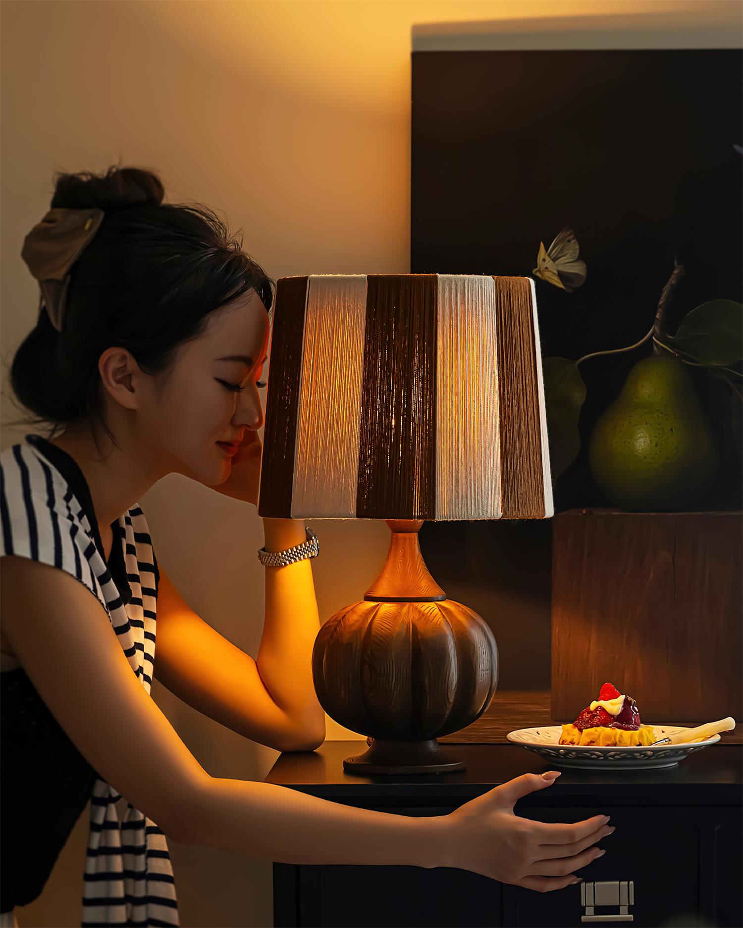 StriVibe Wood Stripe Table Lamp