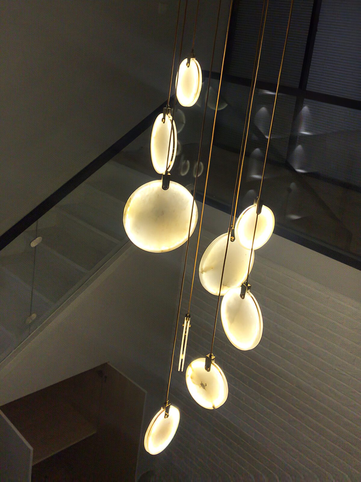 Codoros Alabaster Pendant Light - Blowlighting