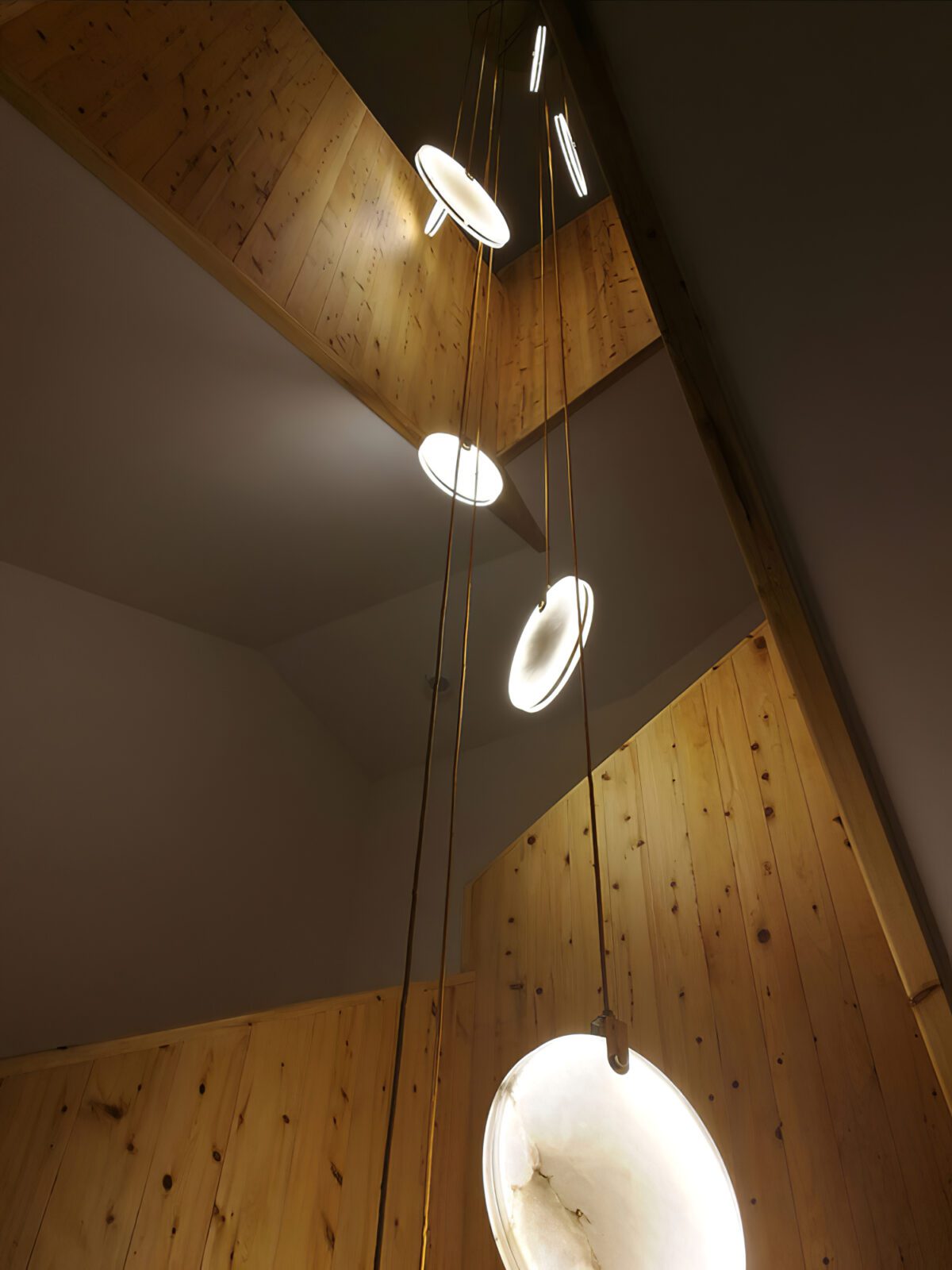 Codoros Alabaster Pendant Light - Blowlighting