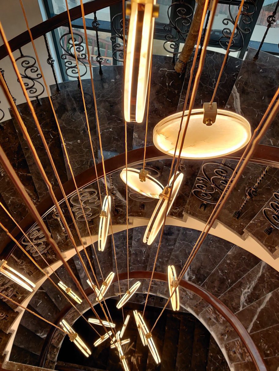 Codoros Alabaster Pendant Light - Blowlighting