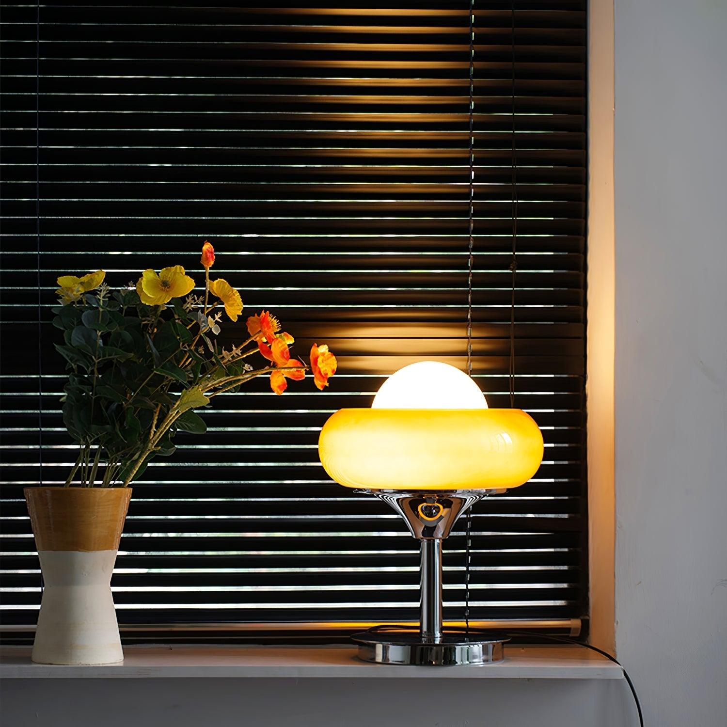 Harvey Table Lamp - Blowlighting