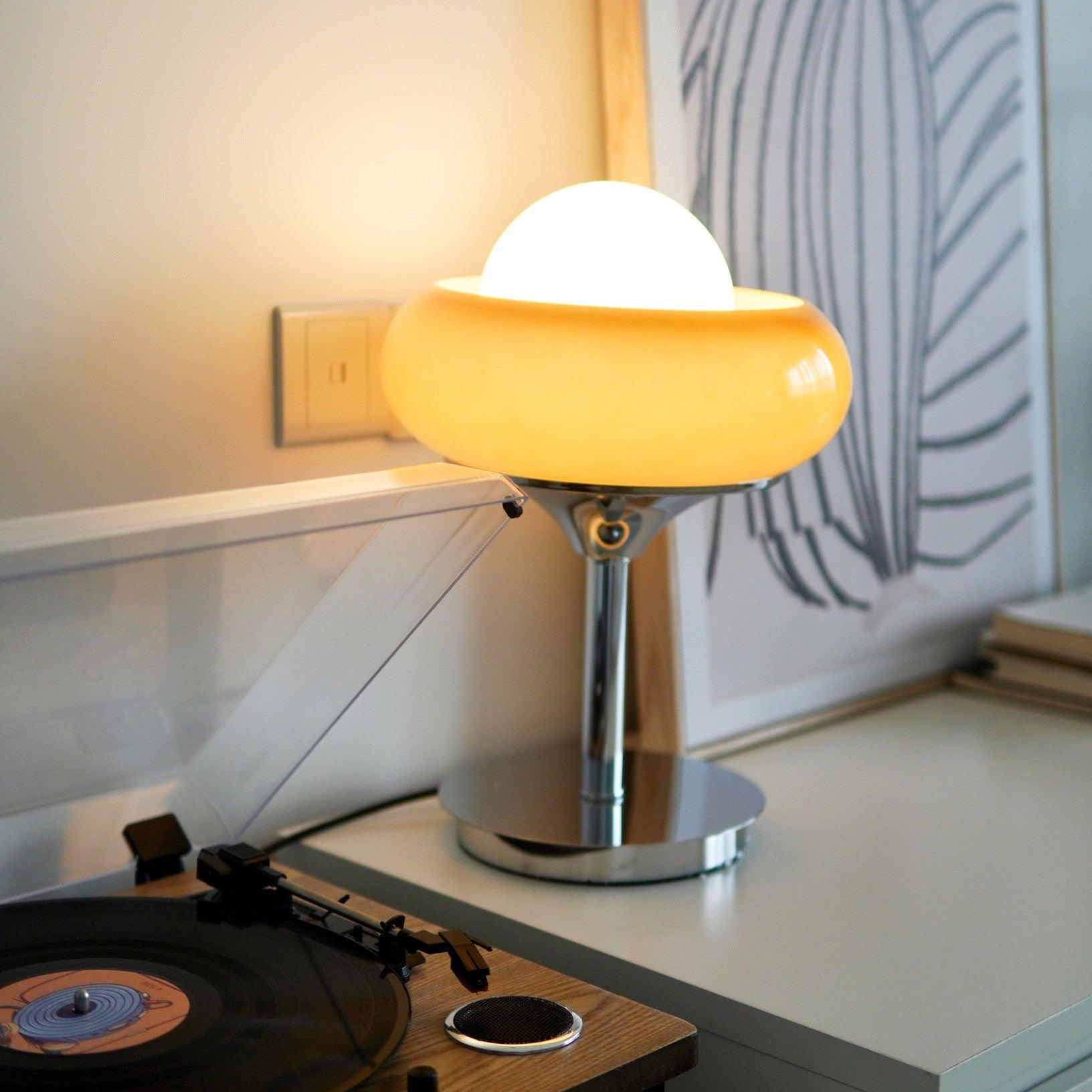 Harvey Table Lamp - Blowlighting