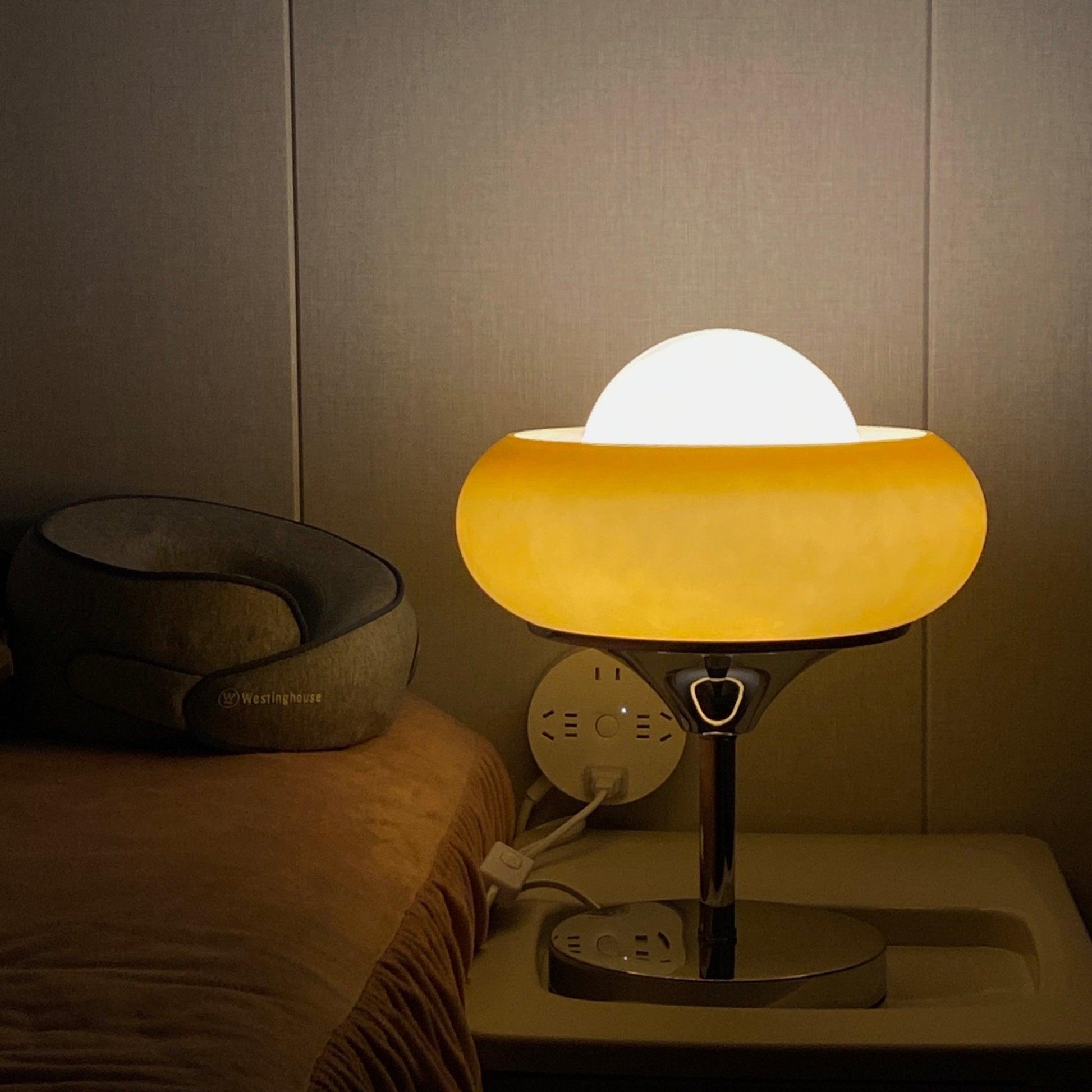 Harvey Table Lamp - Blowlighting