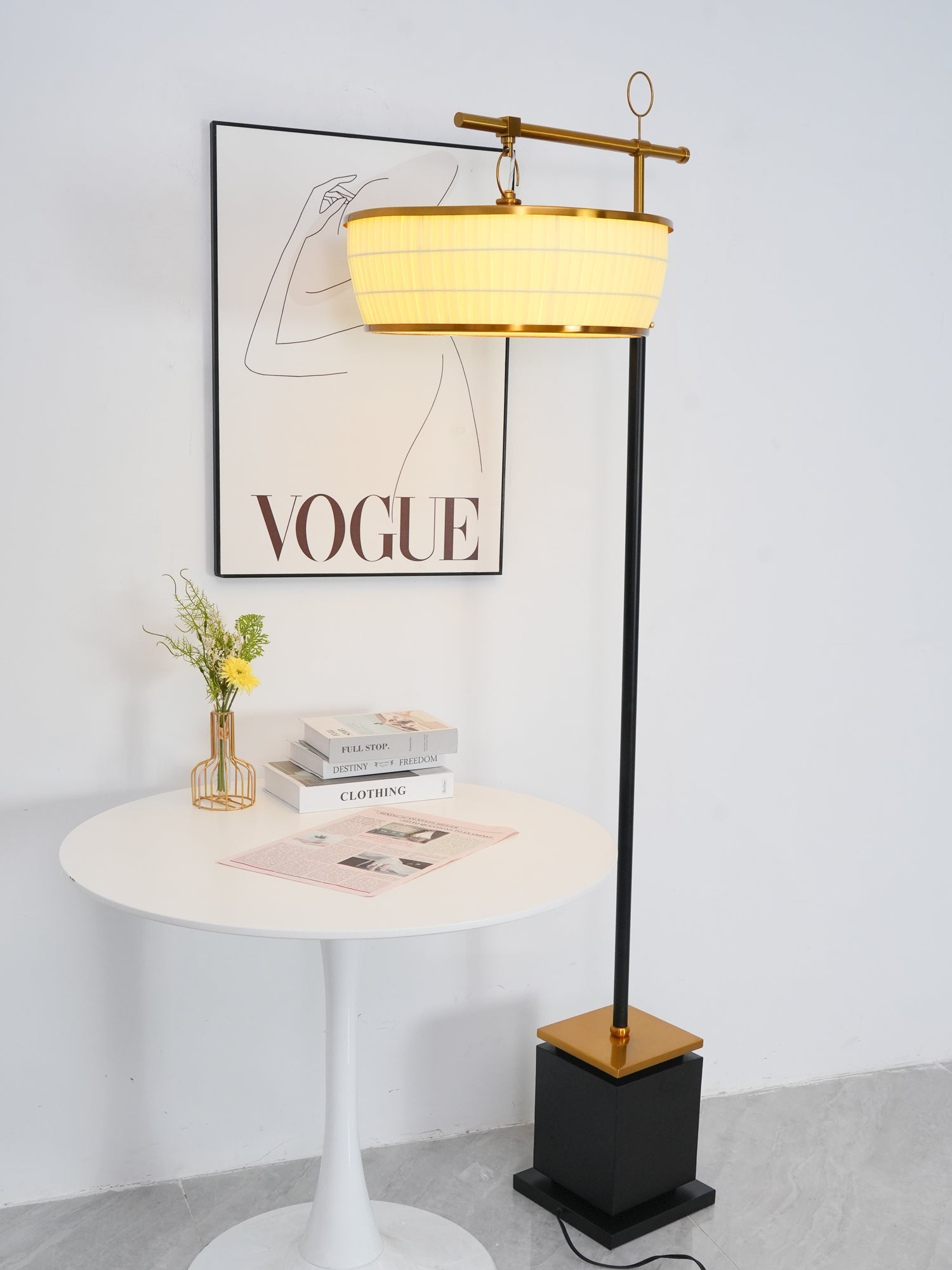 Hejun Fabric Floor Lamp - Blowlighting
