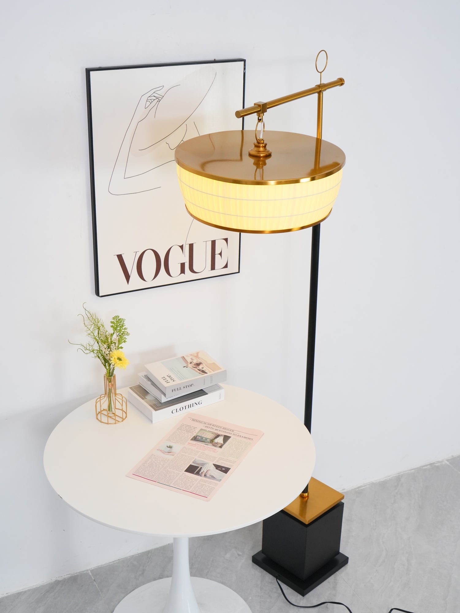 Hejun Fabric Floor Lamp - Blowlighting