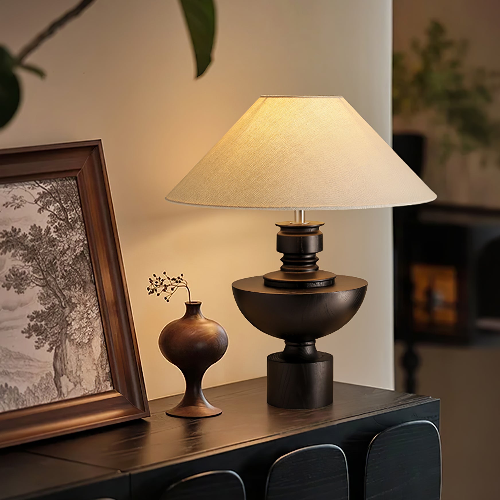 Helios Vase Table Lamp - Blowlighting