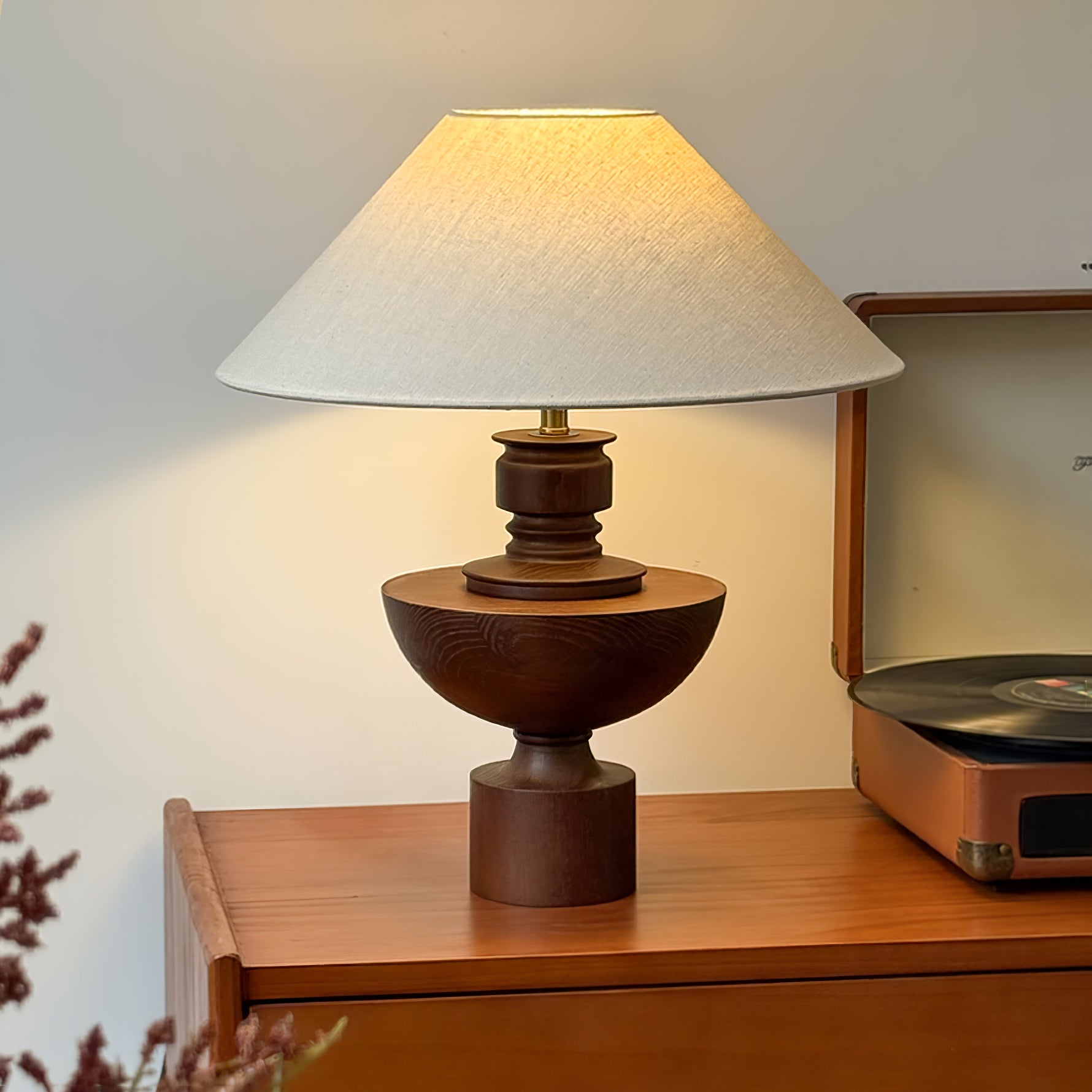 Helios Vase Table Lamp - Blowlighting