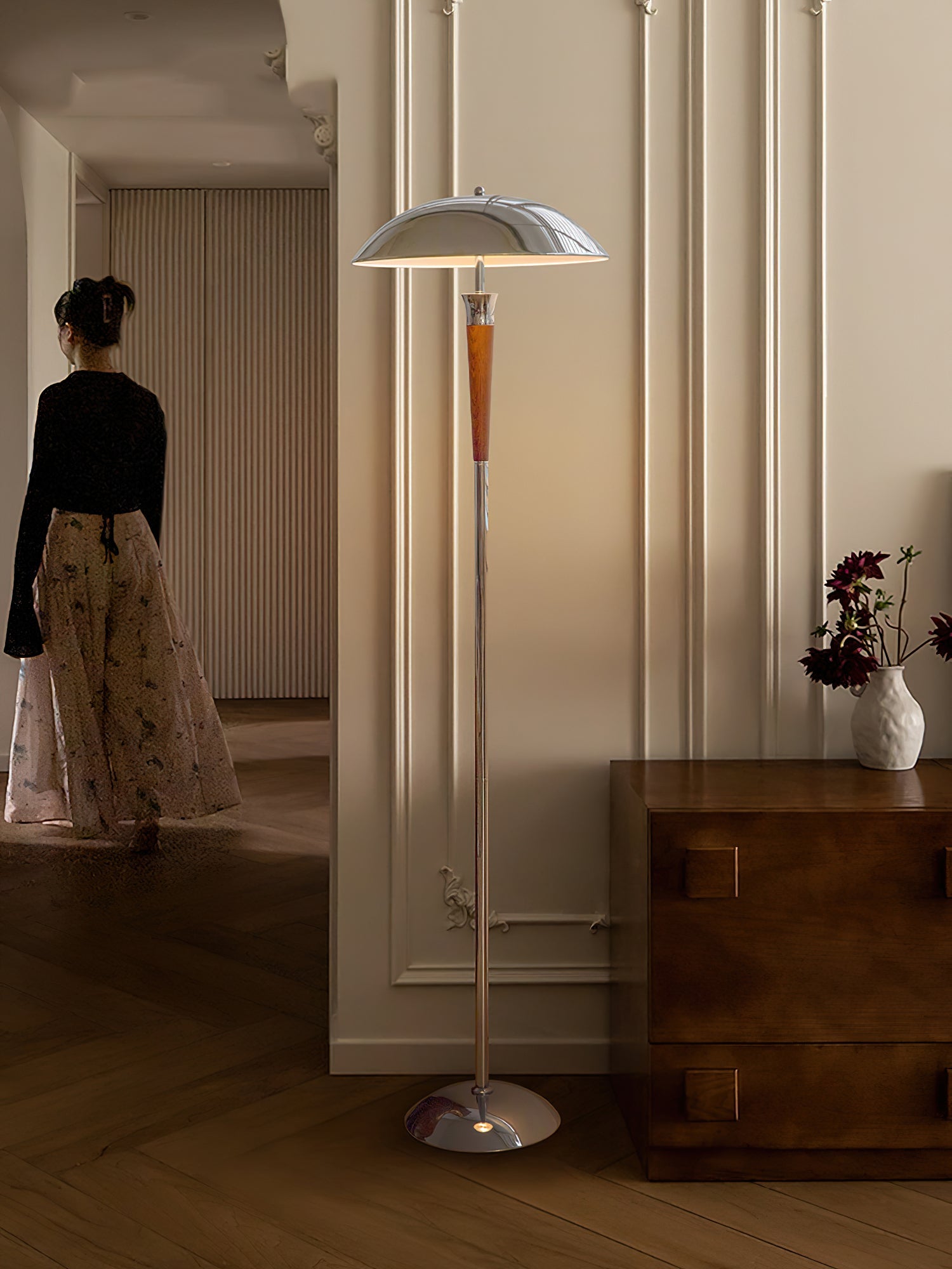 Helmet Floor Lamp - Blowlighting