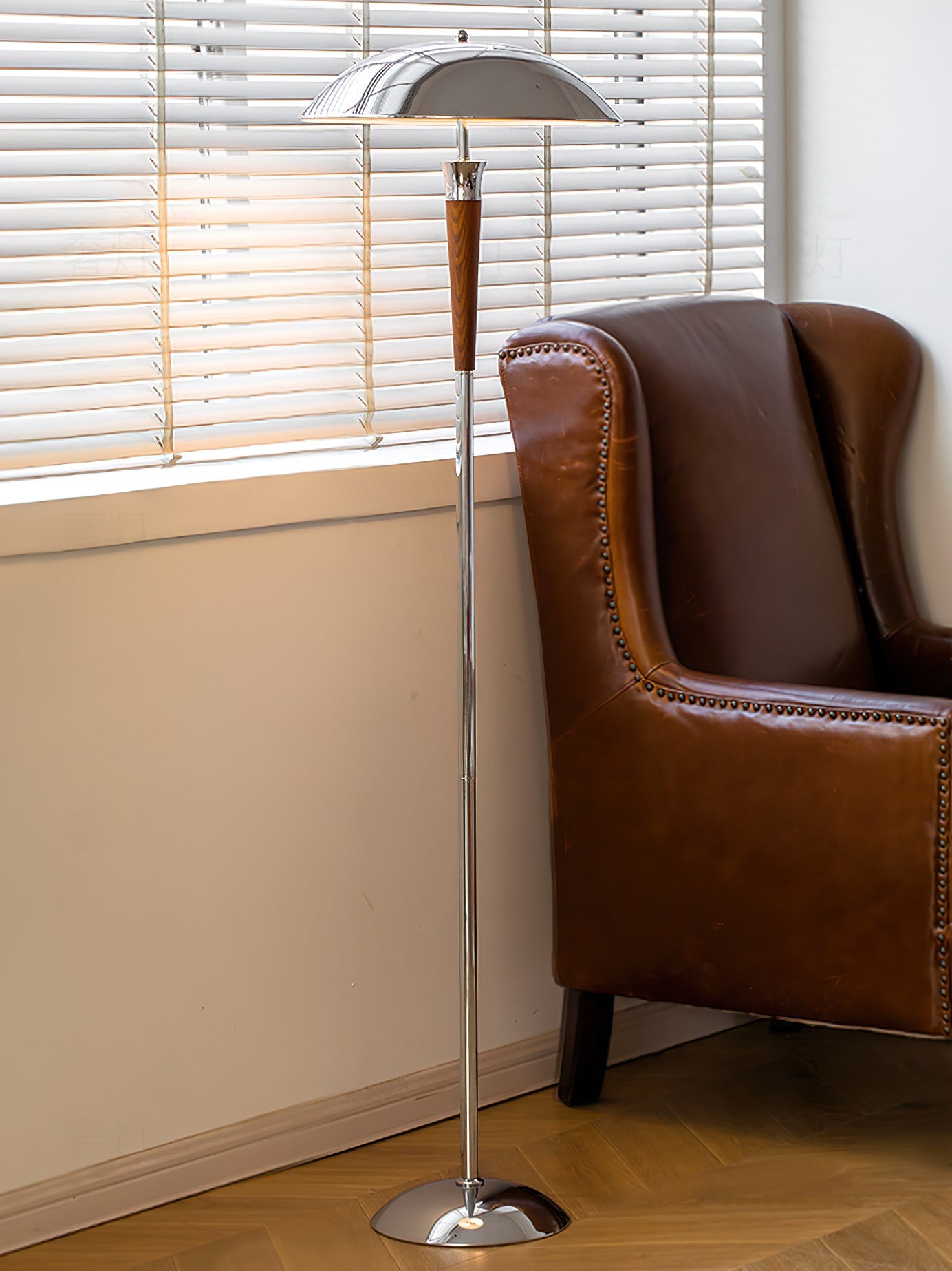 Helmet Floor Lamp - Blowlighting