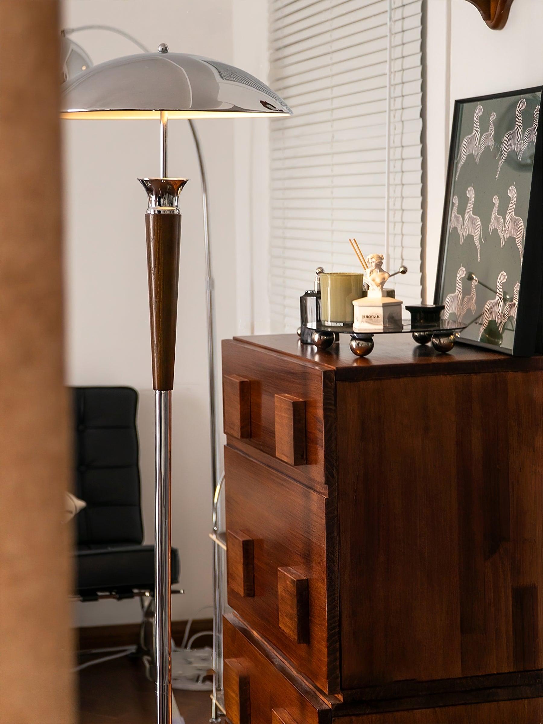 Helmet Floor Lamp - Blowlighting