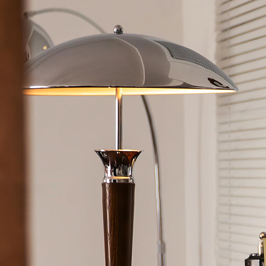 Helmet Floor Lamp - Blowlighting