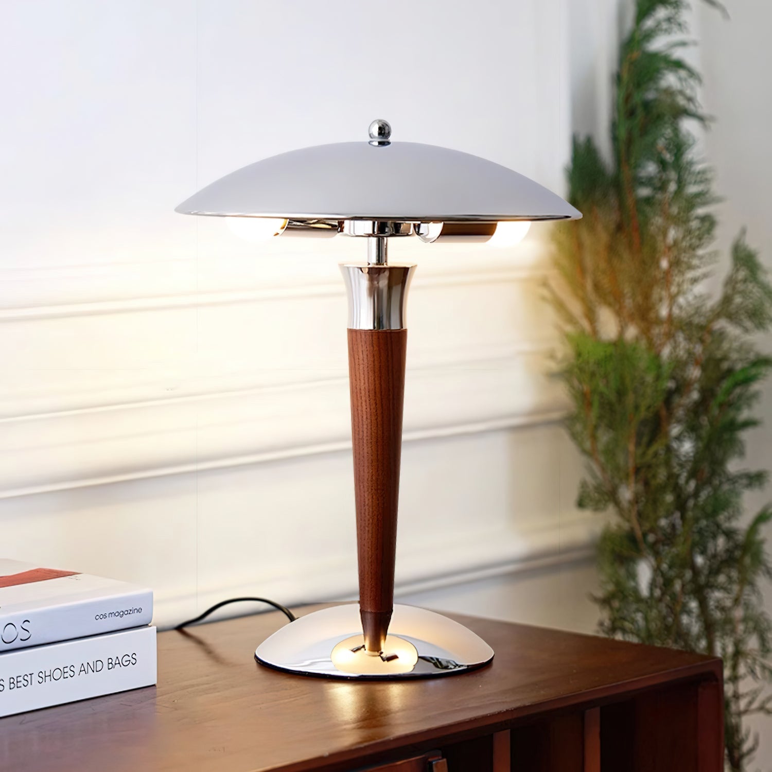 Helmet Table Lamp - Blowlighting
