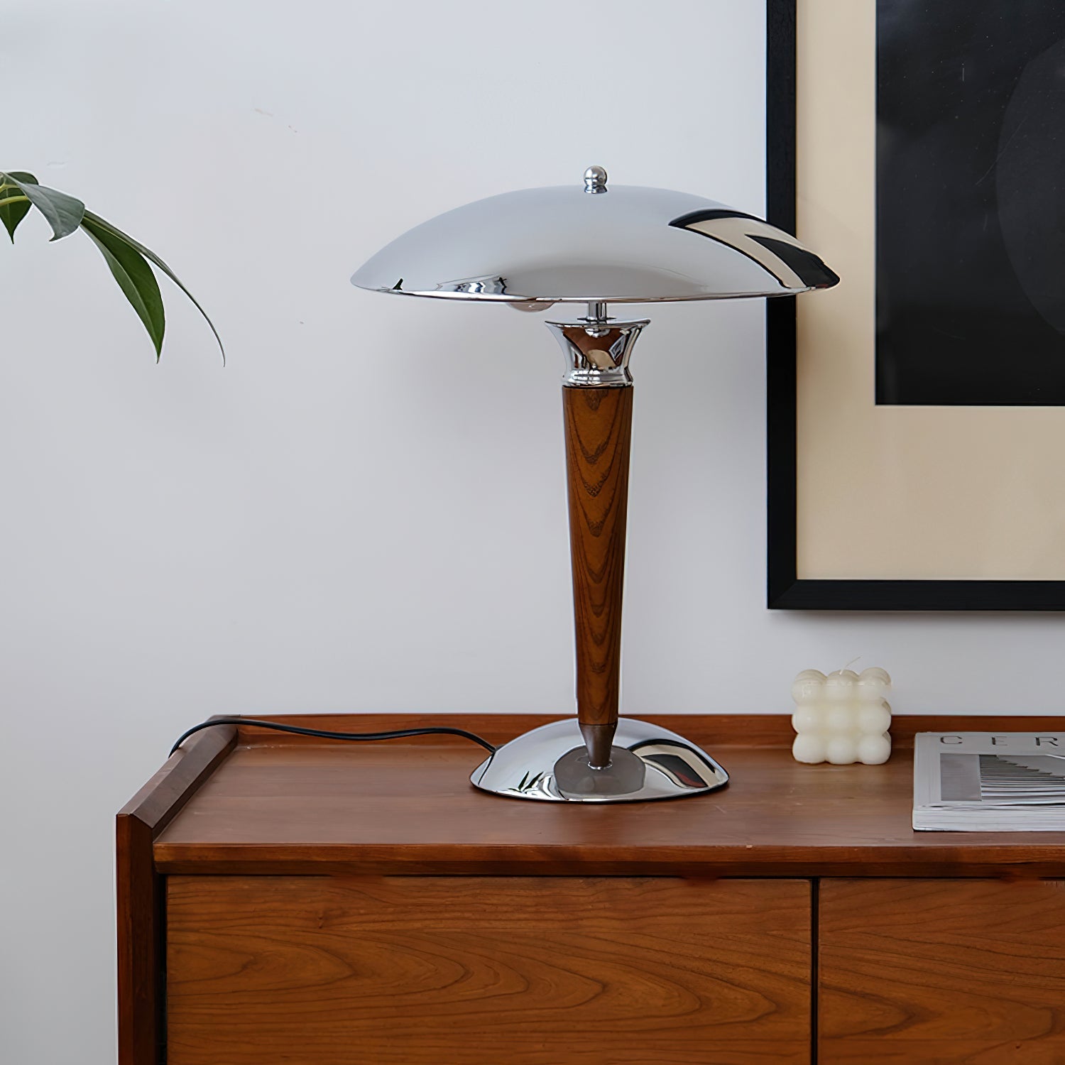 Helmet Table Lamp - Blowlighting