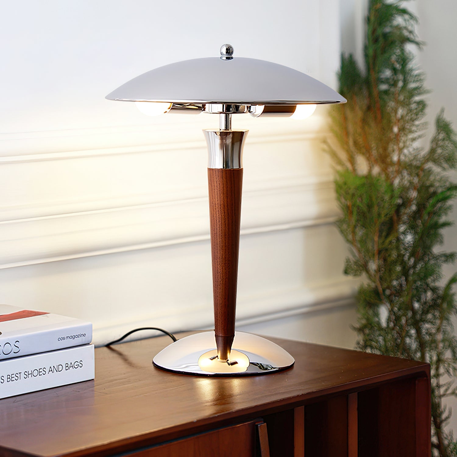 Helmet Table Lamp - Blowlighting