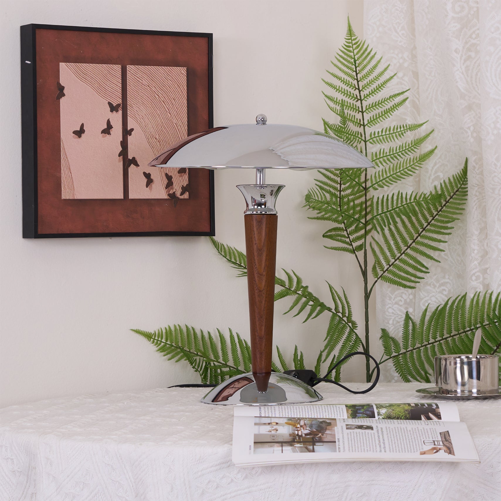 Helmet Table Lamp - Blowlighting