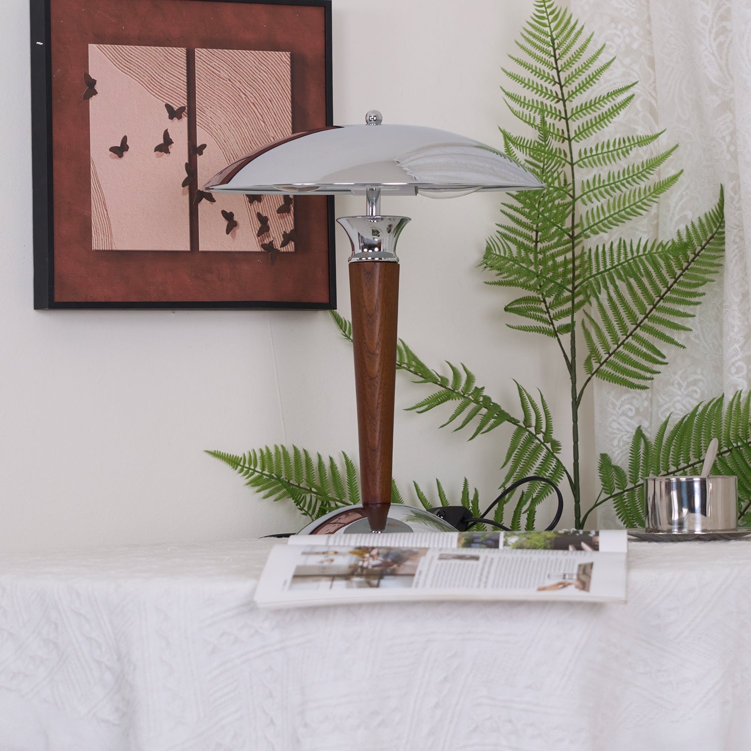 Helmet Table Lamp - Blowlighting