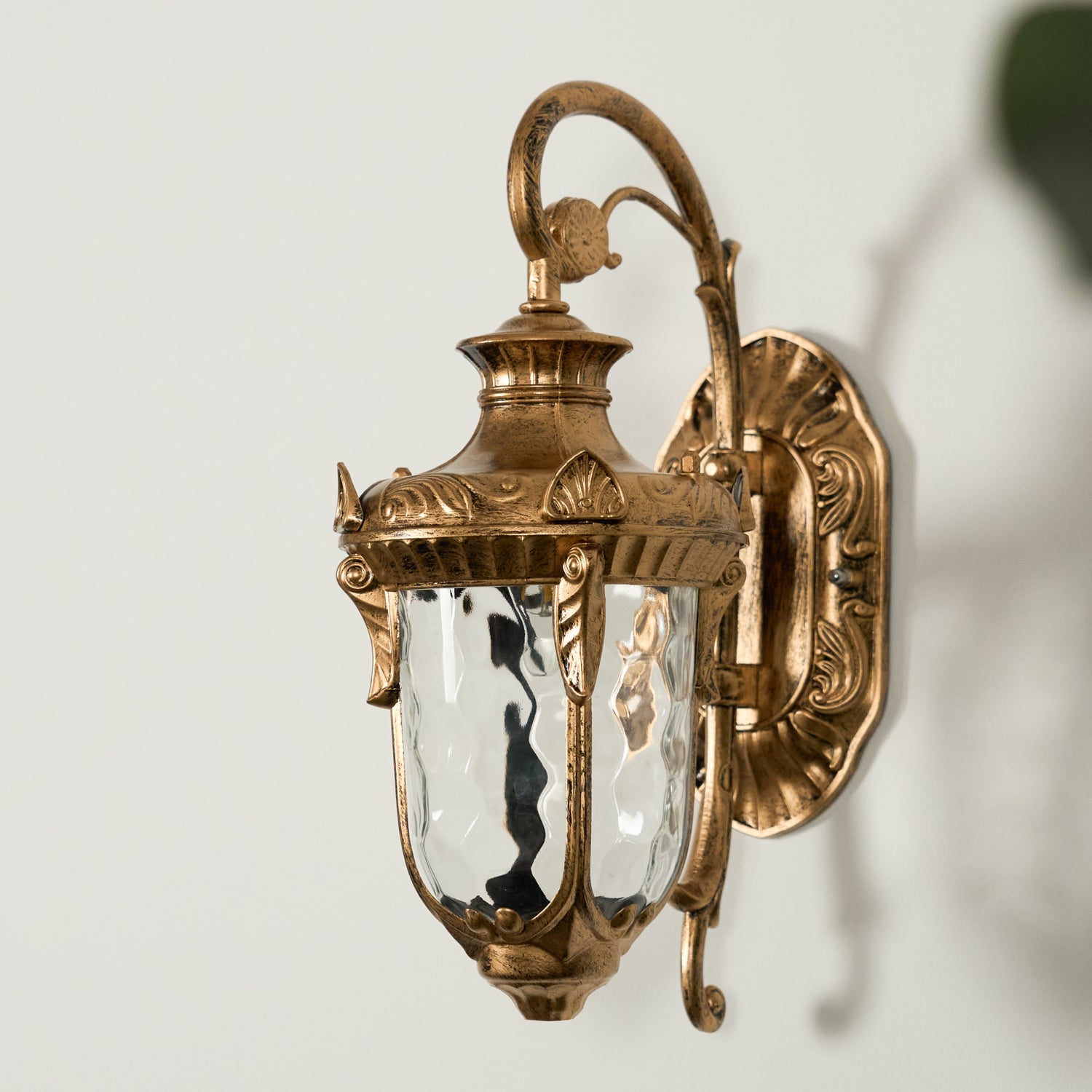 Heritage Outdoor Wall Lamp - Blowlighting
