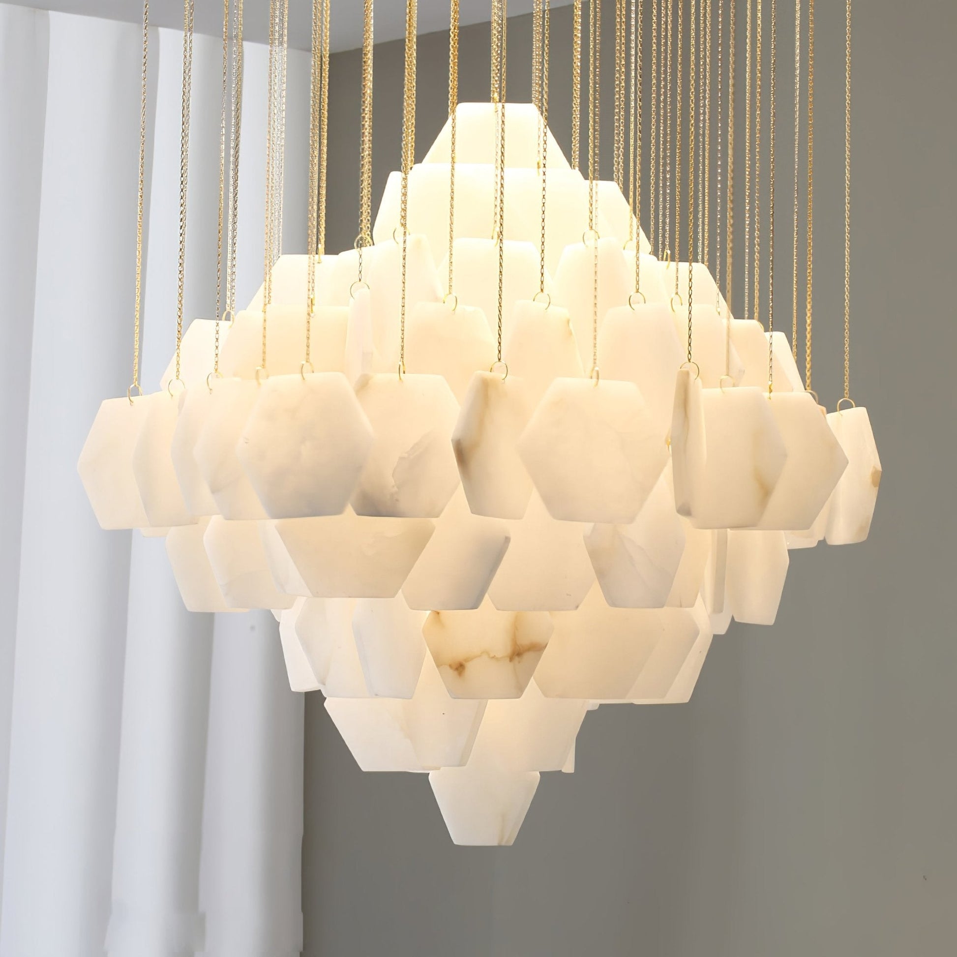 Aurelia Luxury Alabaster Chandelier - Blowlighting
