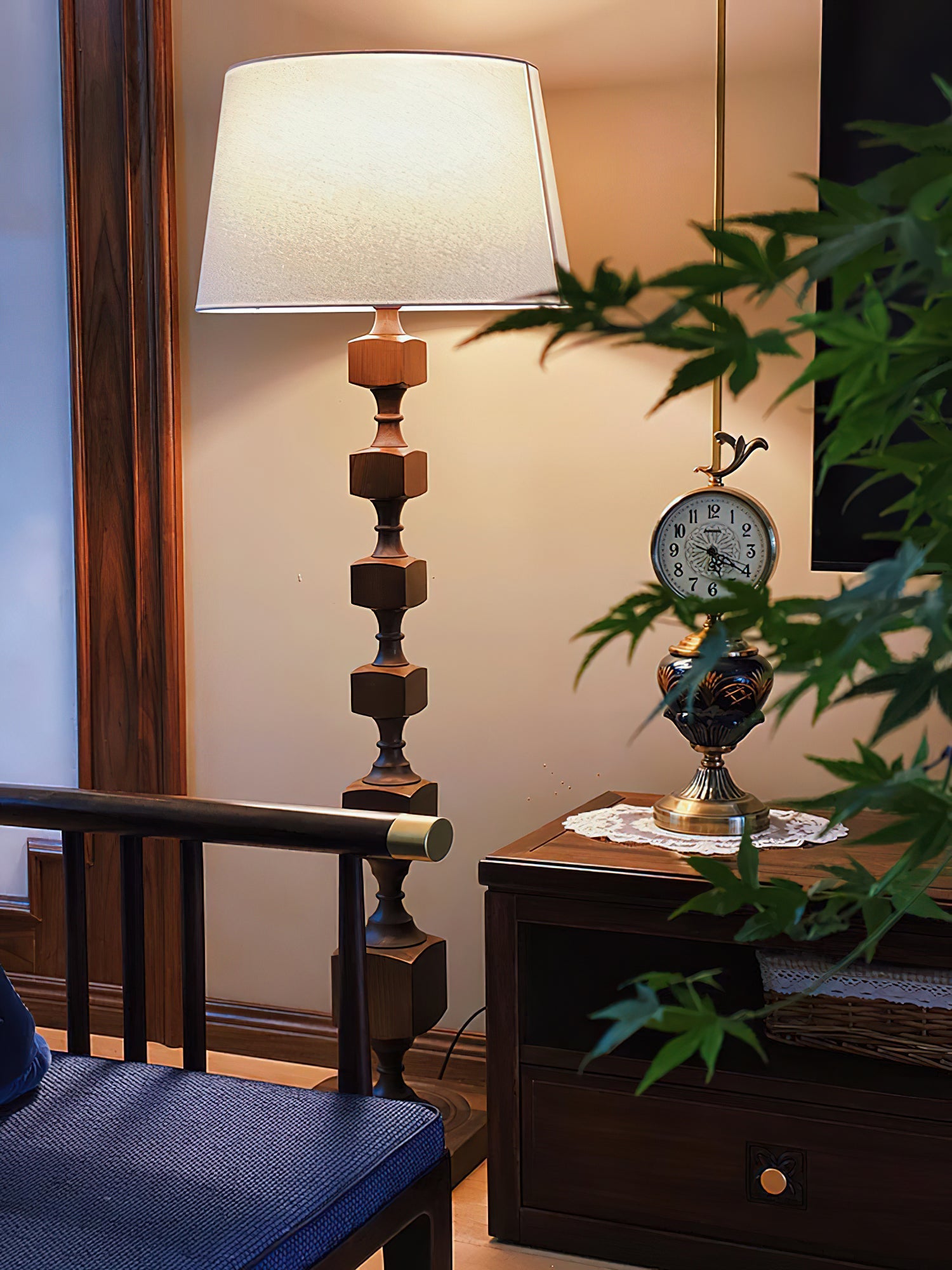 Hexas Floor Lamp - Blowlighting