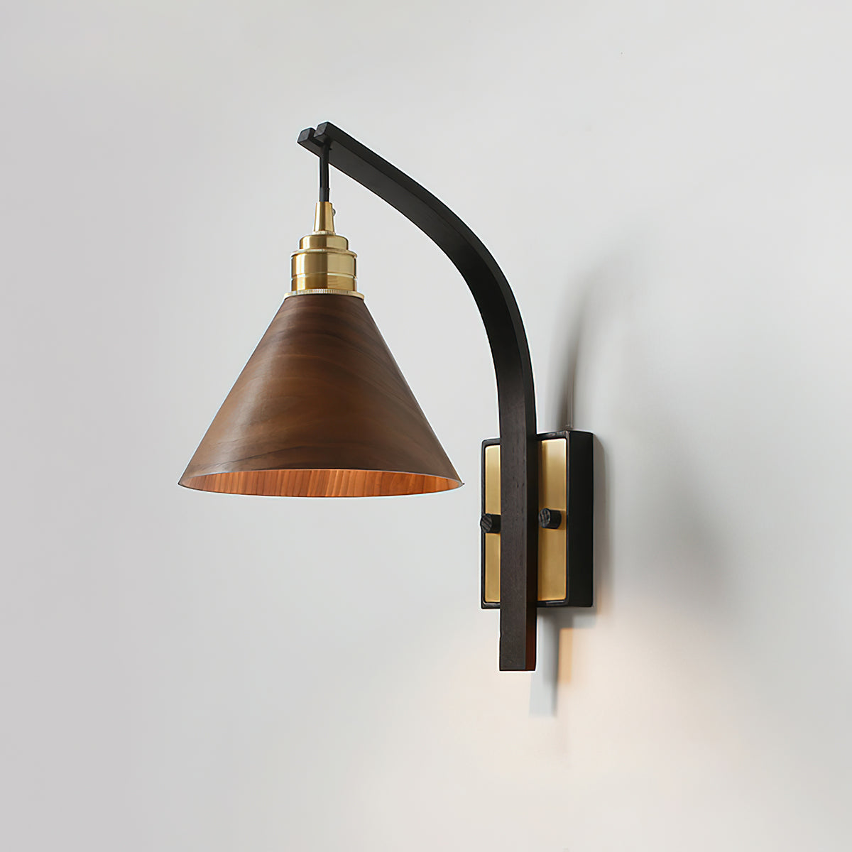 Arcadia Modern Wood Wall Lamp