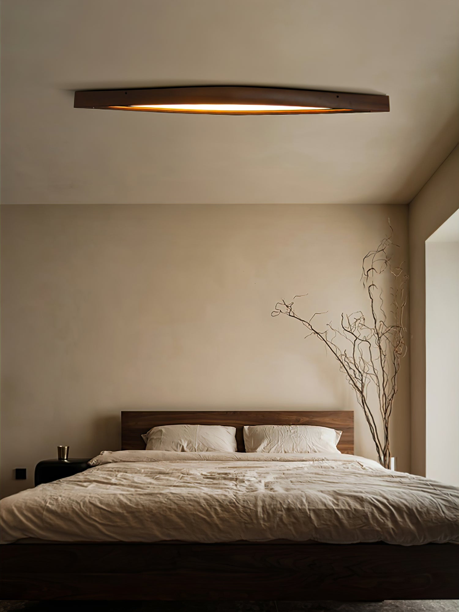 Horizon Linear Wood Ceiling Lamp - Blowlighting