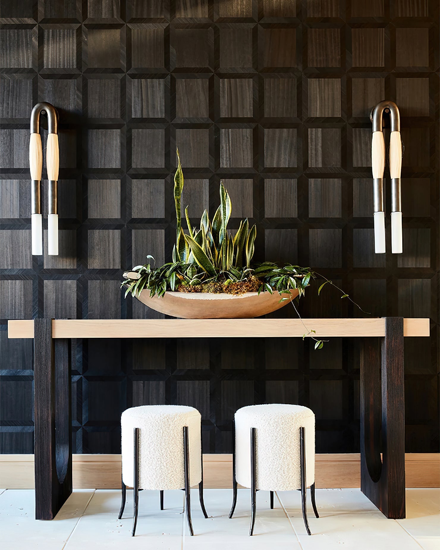 Horsehair Wall Lamp - Blowlighting