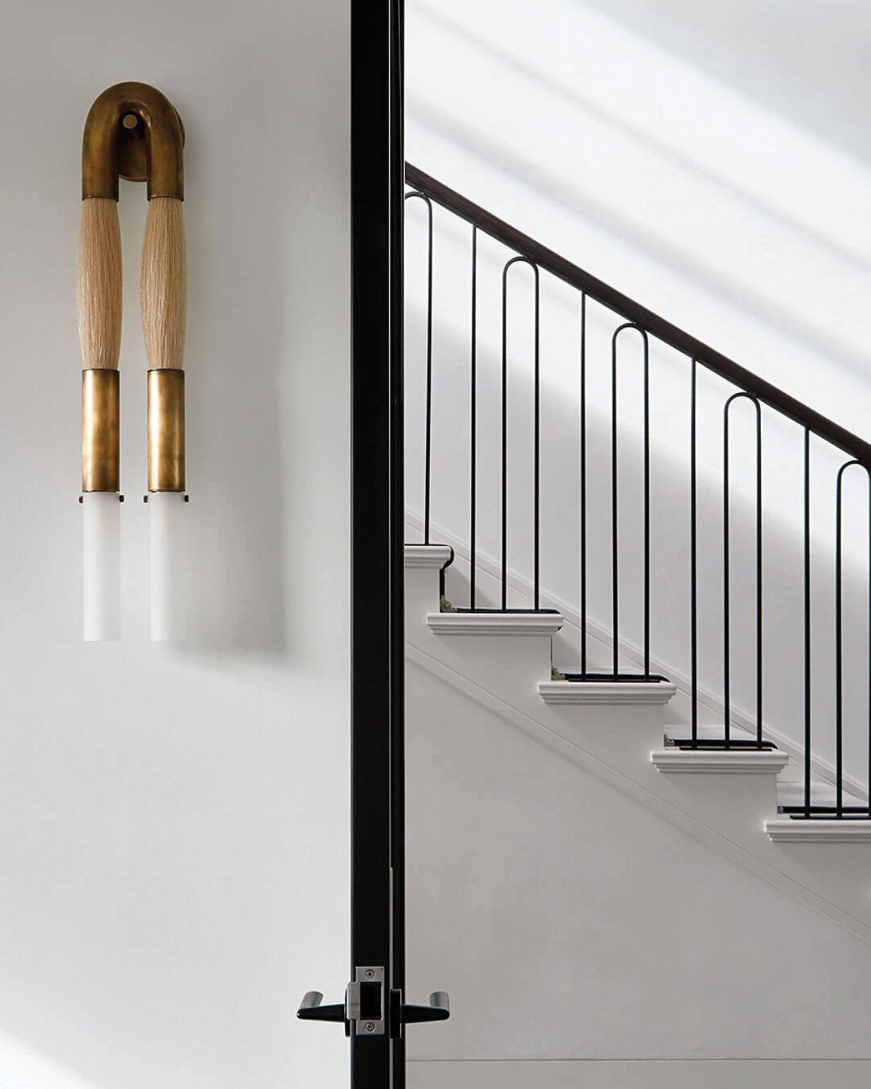 Horsehair Wall Lamp - Blowlighting