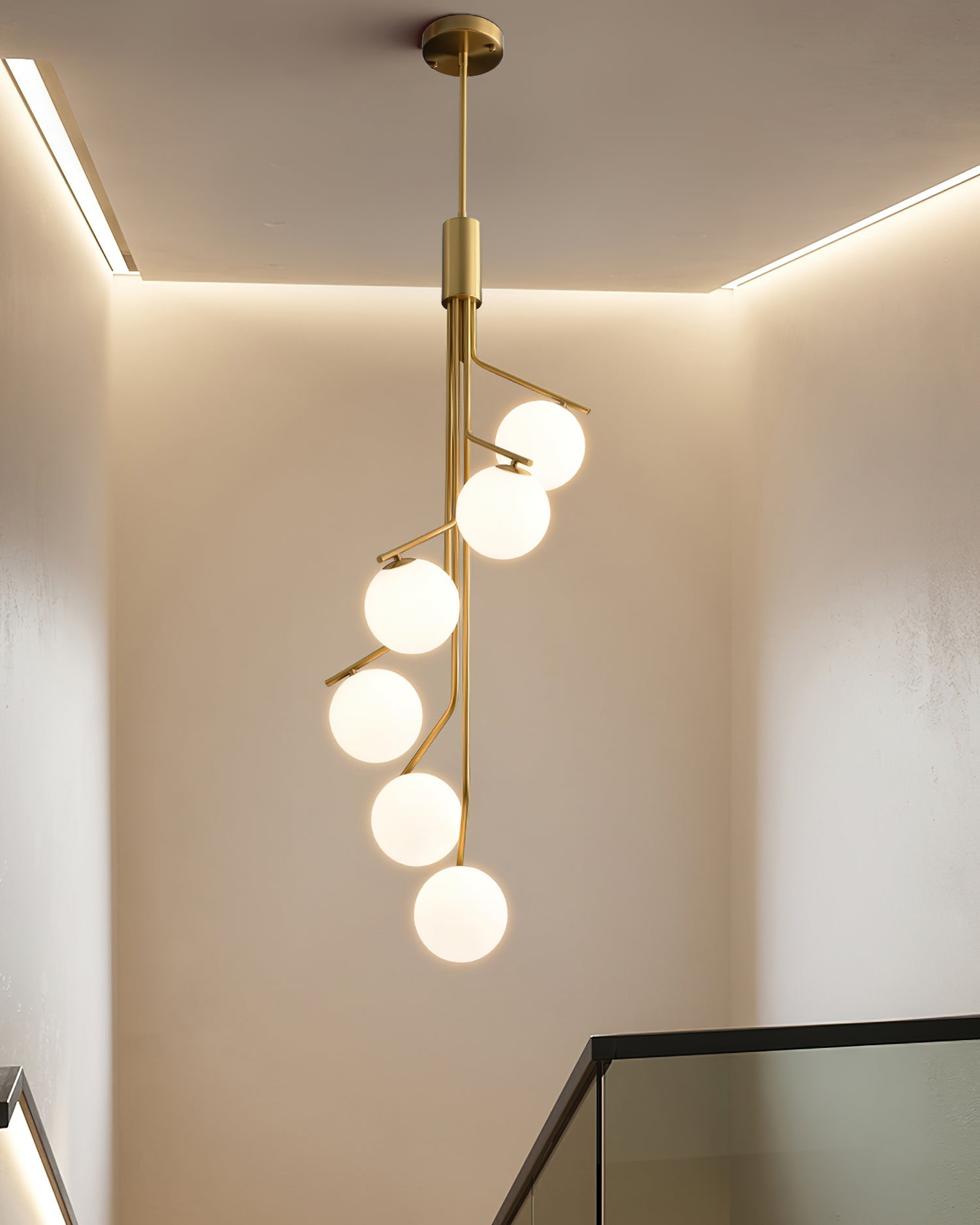 Hudson Branch Chandelier - Blowlighting