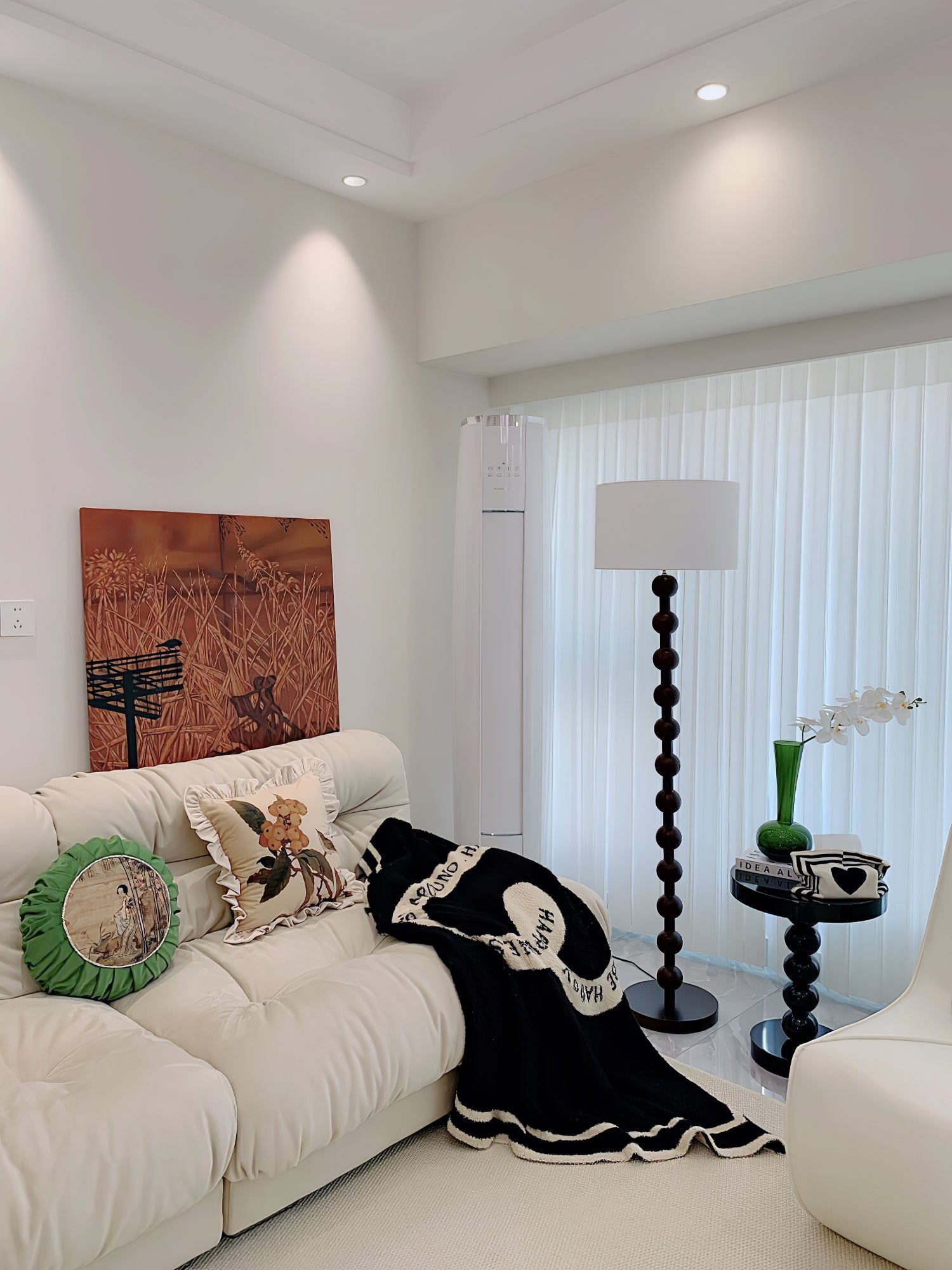 Hugo Barbell Floor Lamp - Blowlighting
