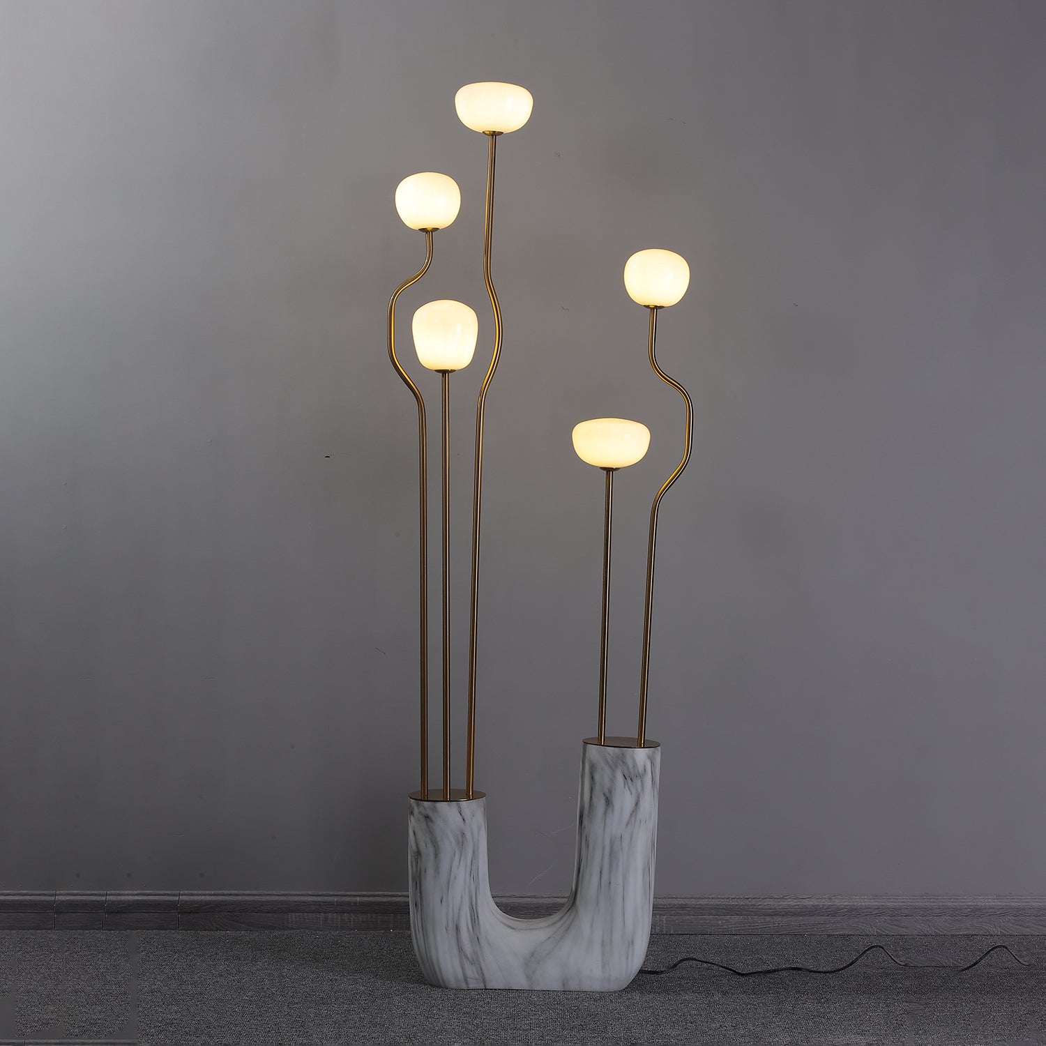 Aria Bloom Floor Lamp - Blowlighting