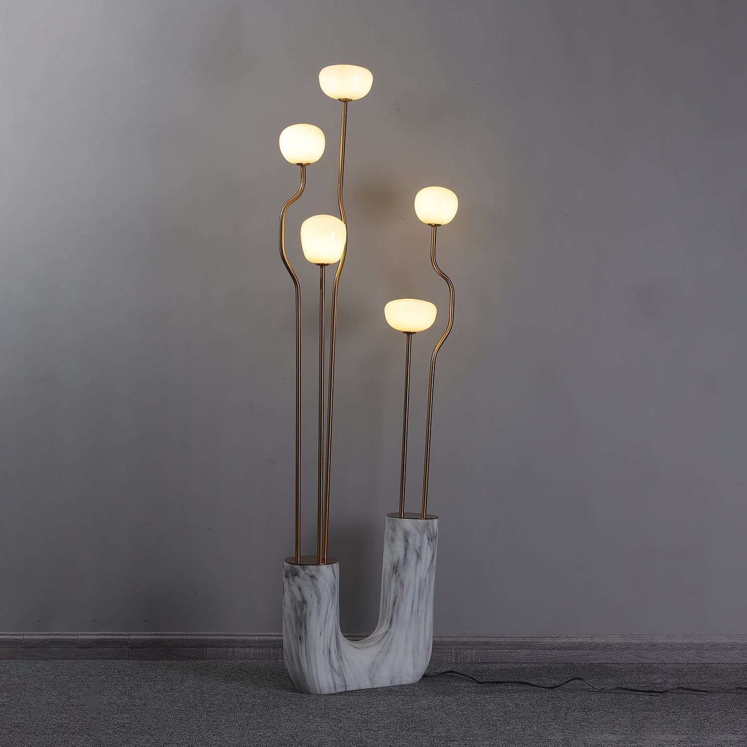 Aria Bloom Floor Lamp - Blowlighting