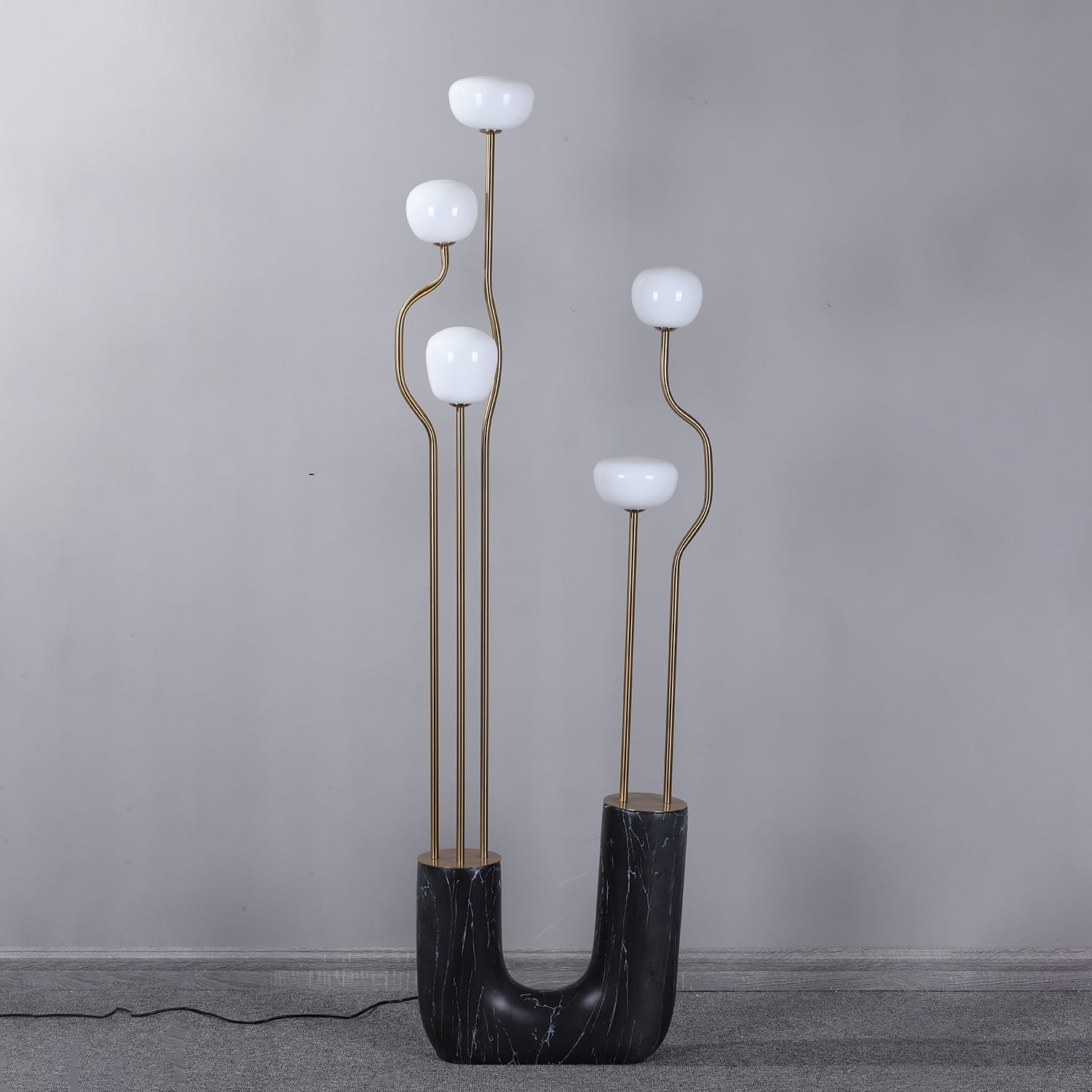 Aria Bloom Floor Lamp - Blowlighting
