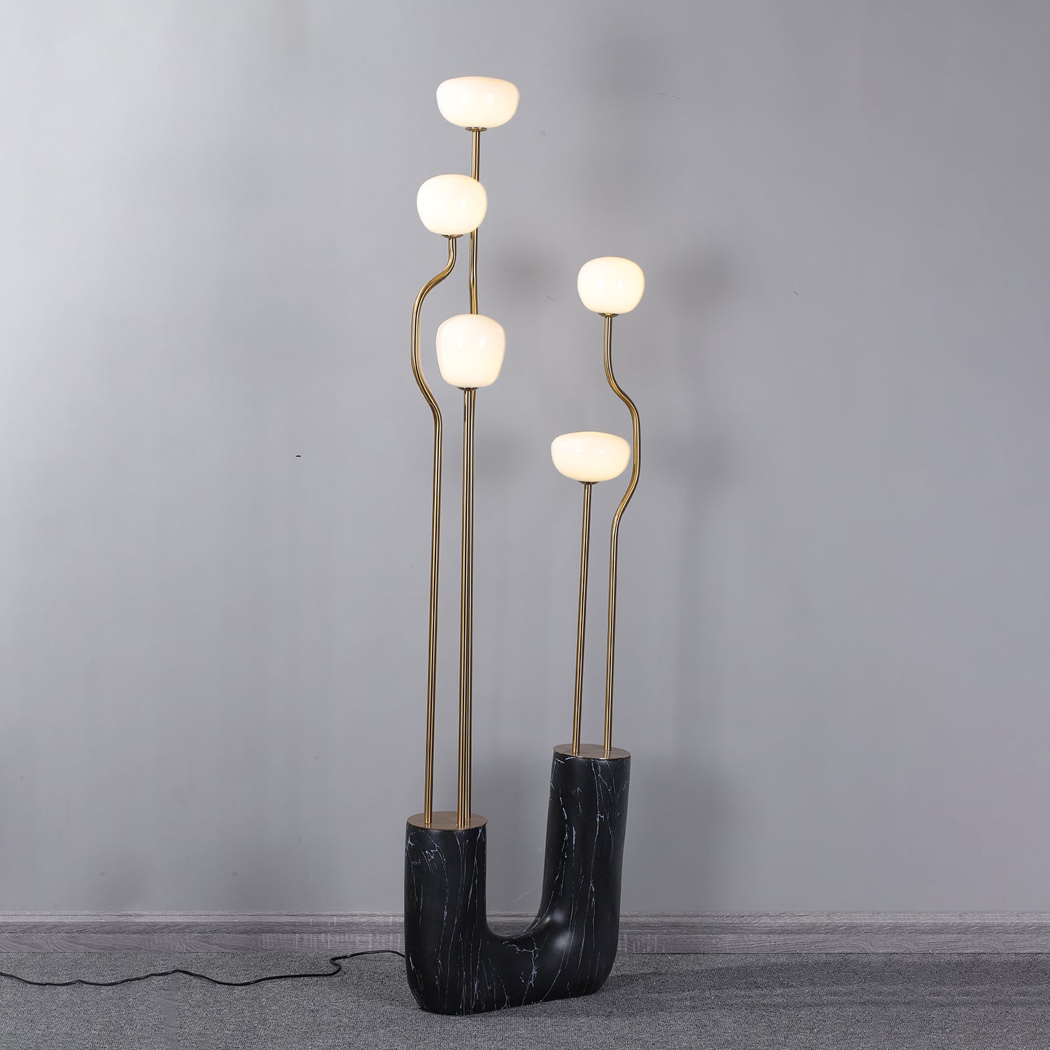 Aria Bloom Floor Lamp - Blowlighting