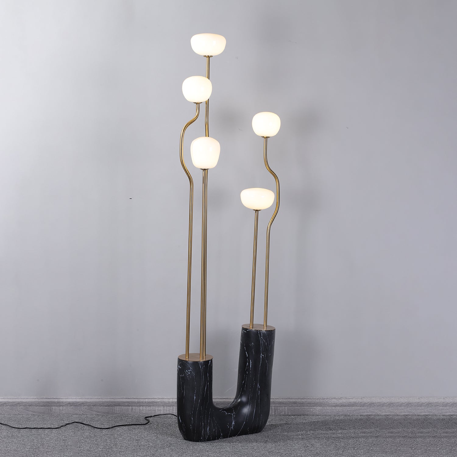 Aria Bloom Floor Lamp - Blowlighting