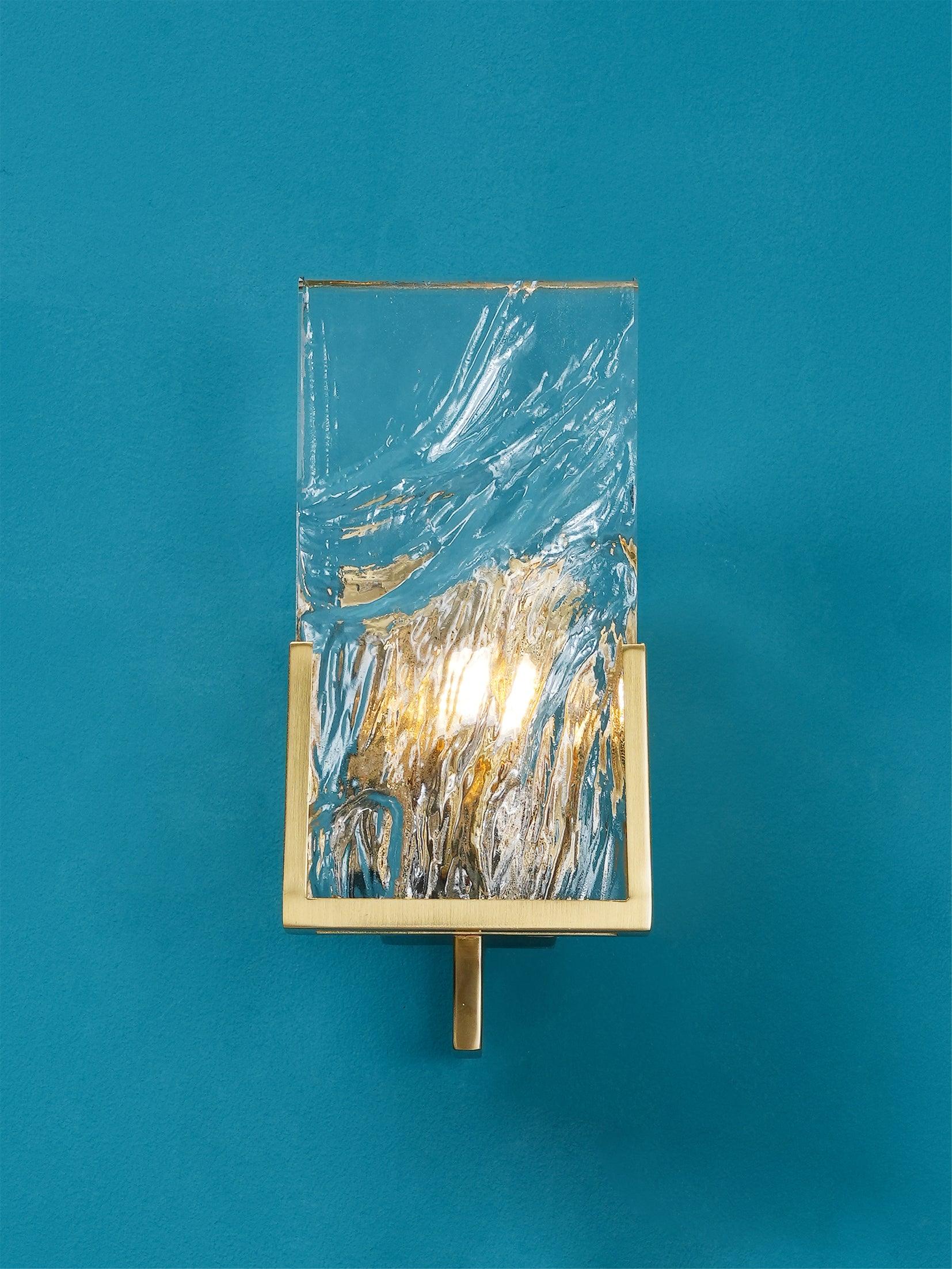 Ice Crystal Wall Lamp - Blowlighting