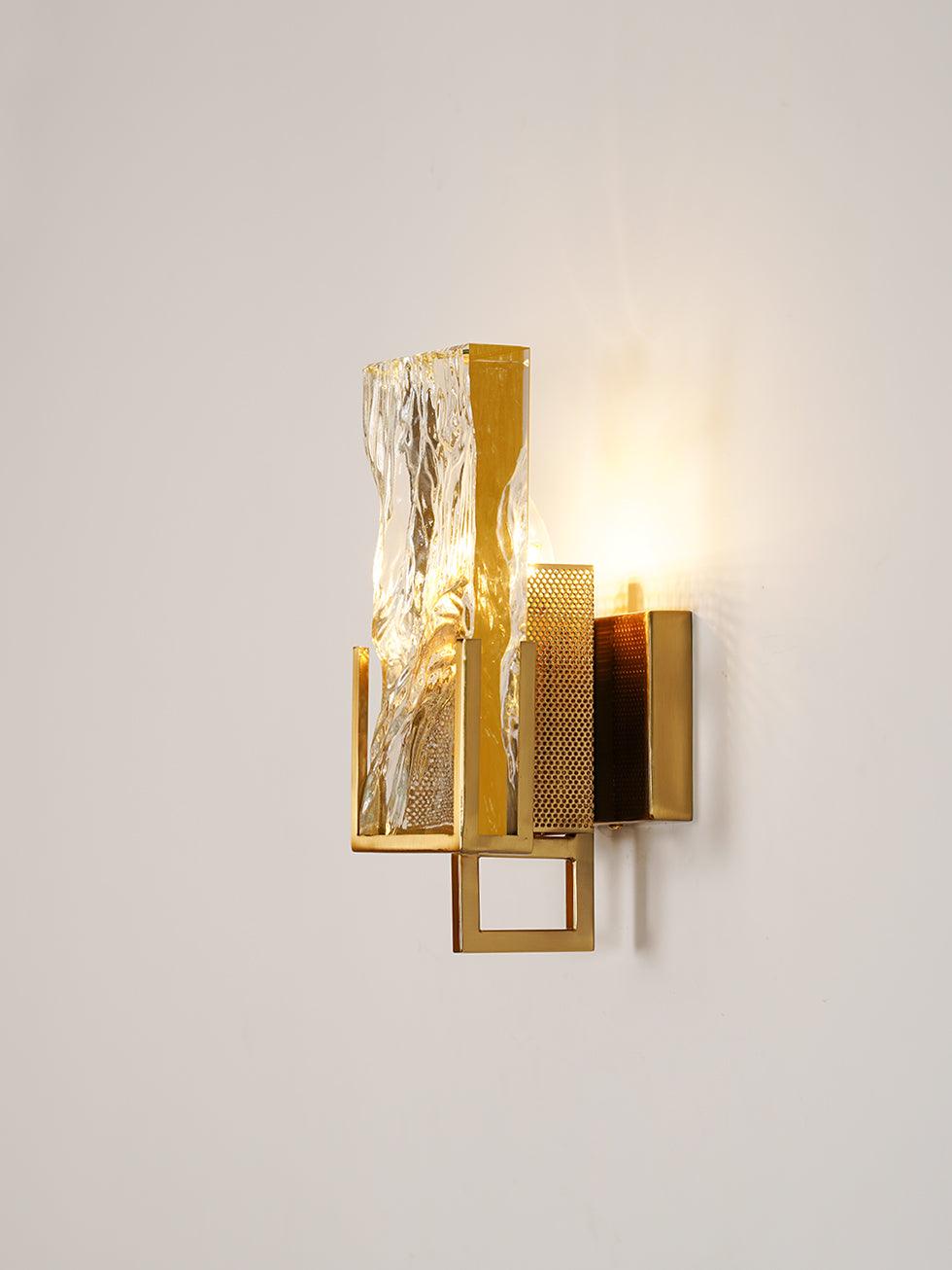 Ice Crystal Wall Lamp - Blowlighting