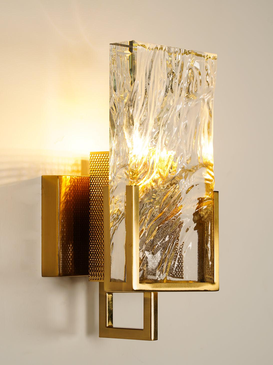 Ice Crystal Wall Lamp - Blowlighting