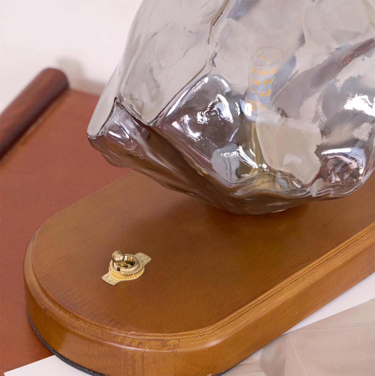 Ice Stone Glass Table Lamp - Blowlighting