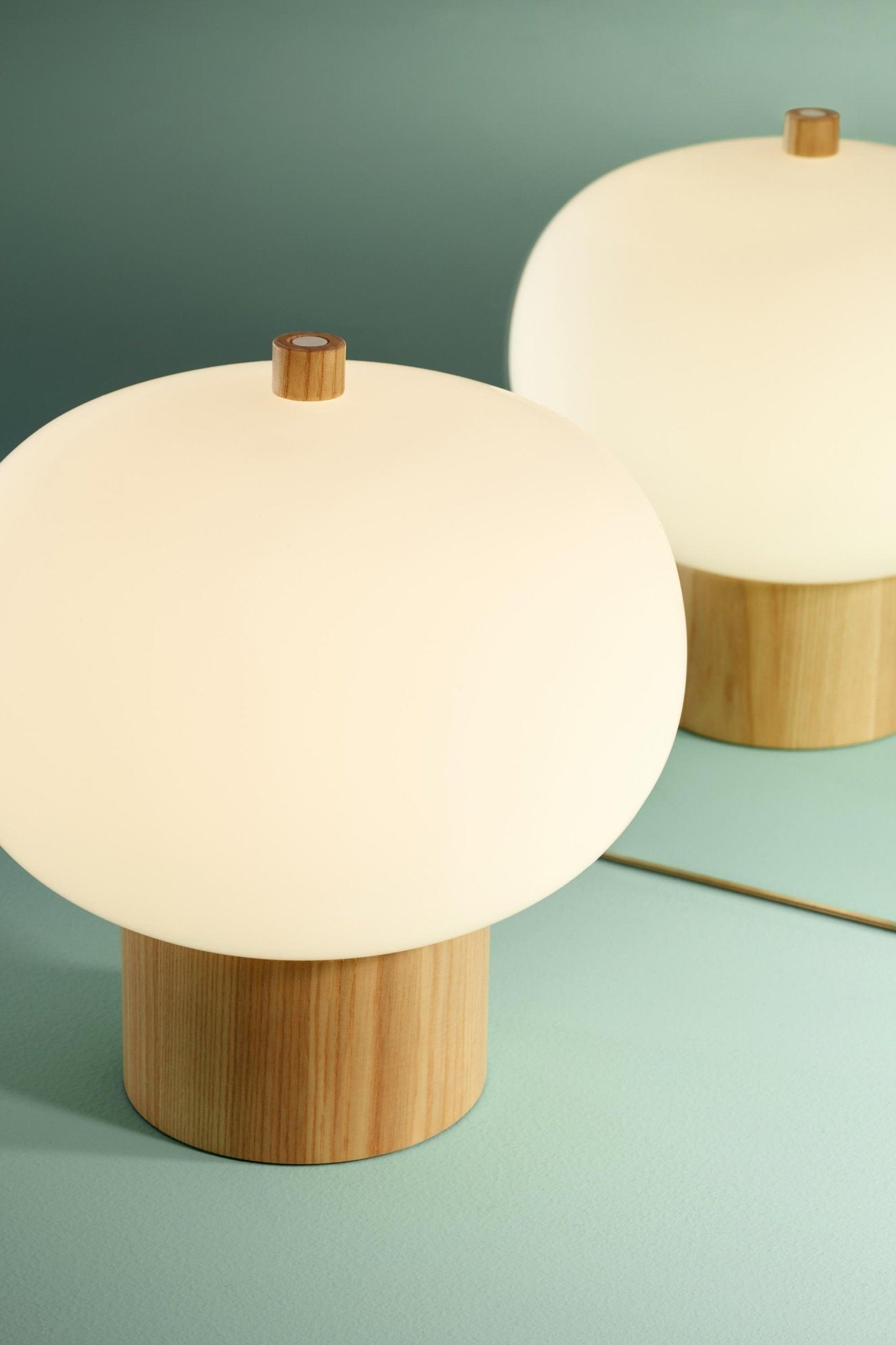 Ilargi Table Lamp - Blowlighting