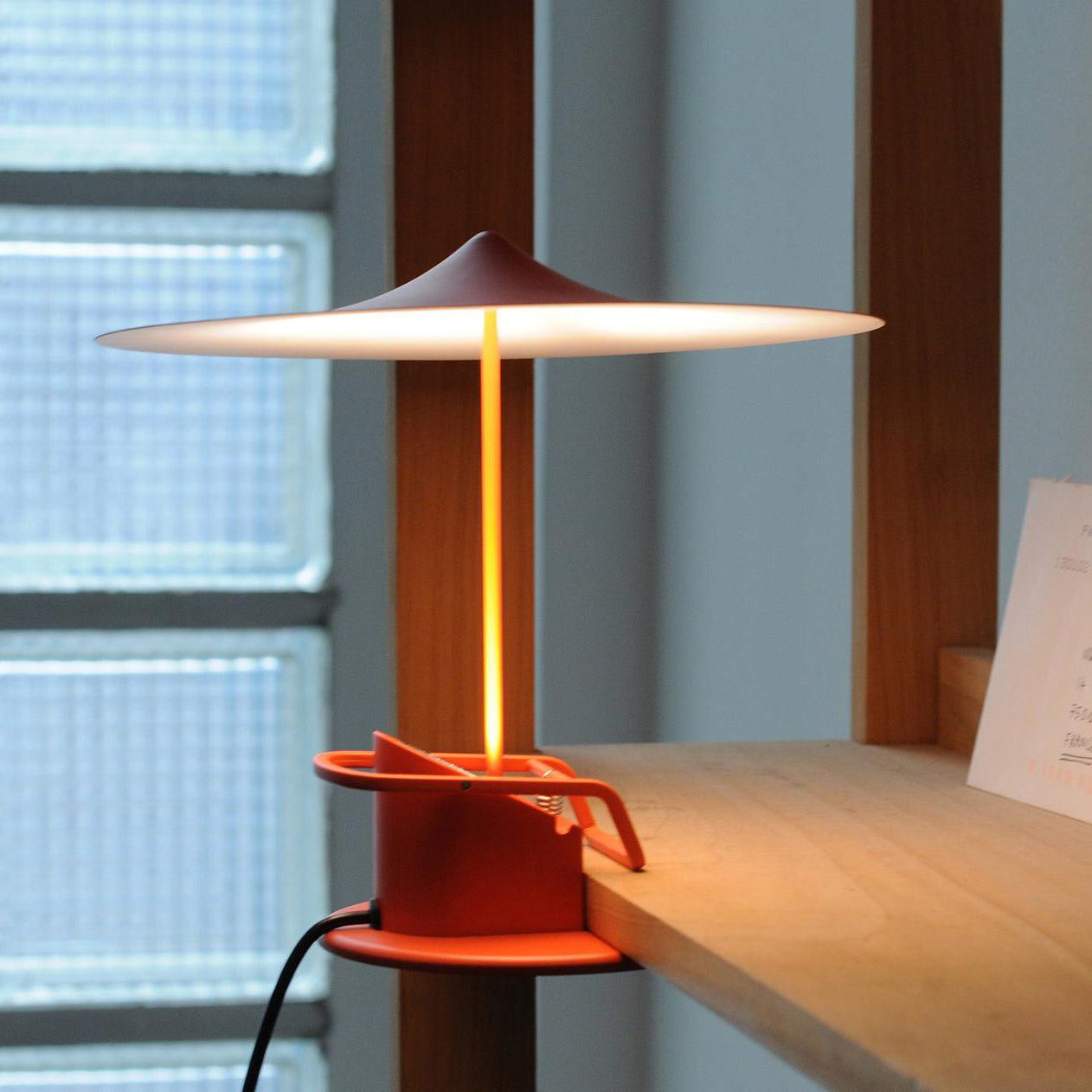 Ile Table Lamp - Blowlighting