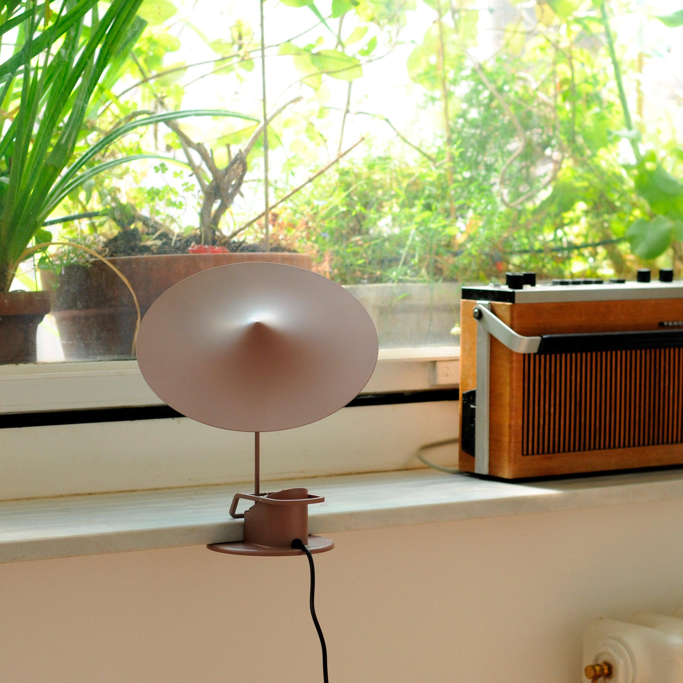 Ile Table Lamp - Blowlighting