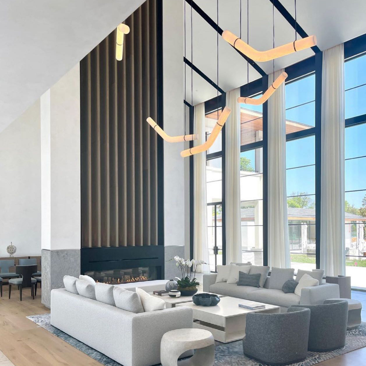 Luste Alabaster Closed-loop Pendant Light Chandelier - Blowlighting