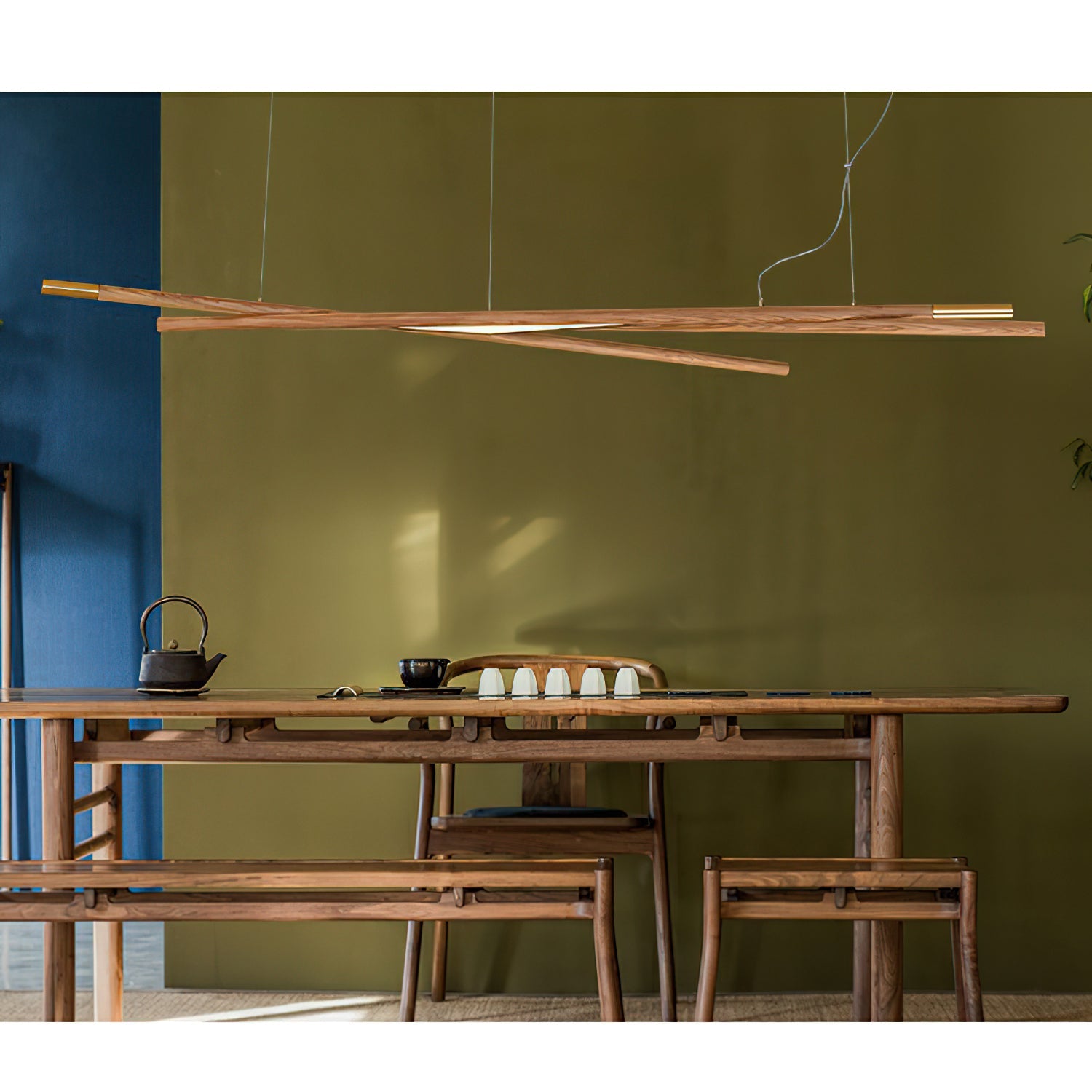 Aurora Chandelier Wooden Linear LED - Blowlighting