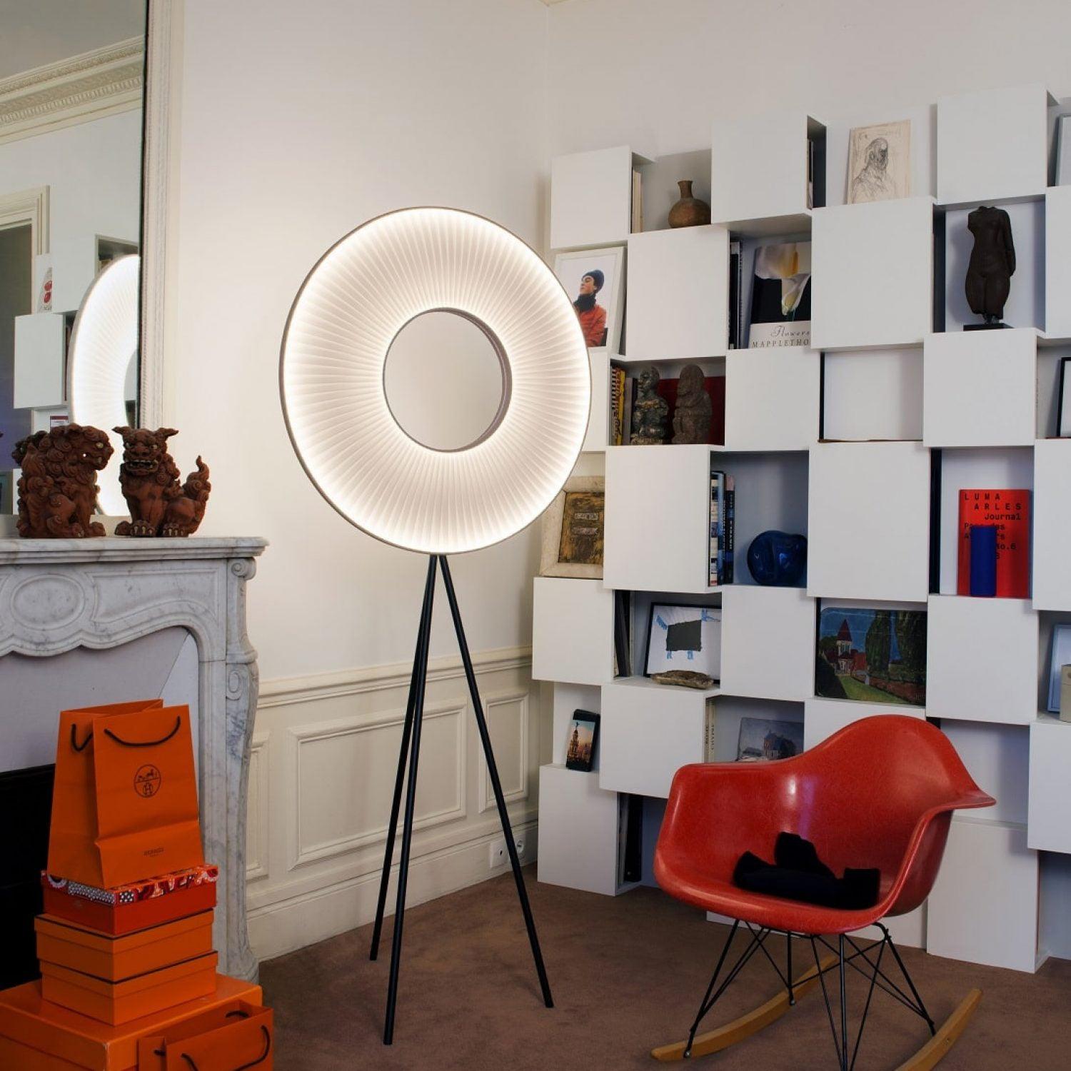 Helen Modern Metal Floor Lamp - Blowlighting