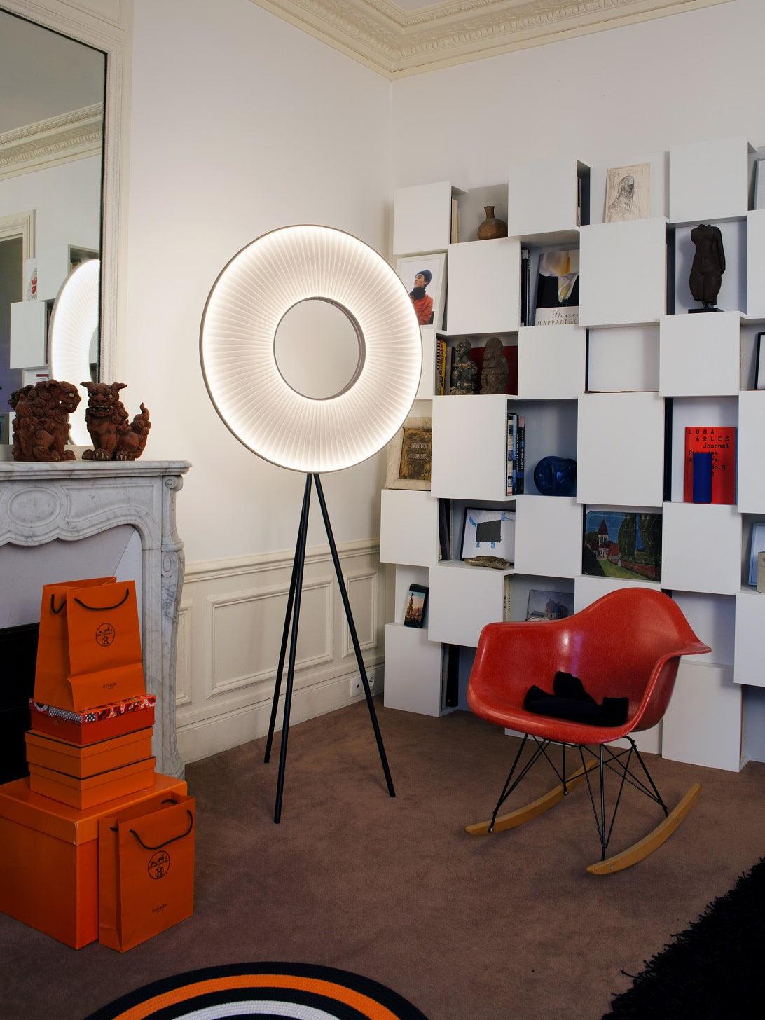 Helen Modern Metal Floor Lamp - Blowlighting