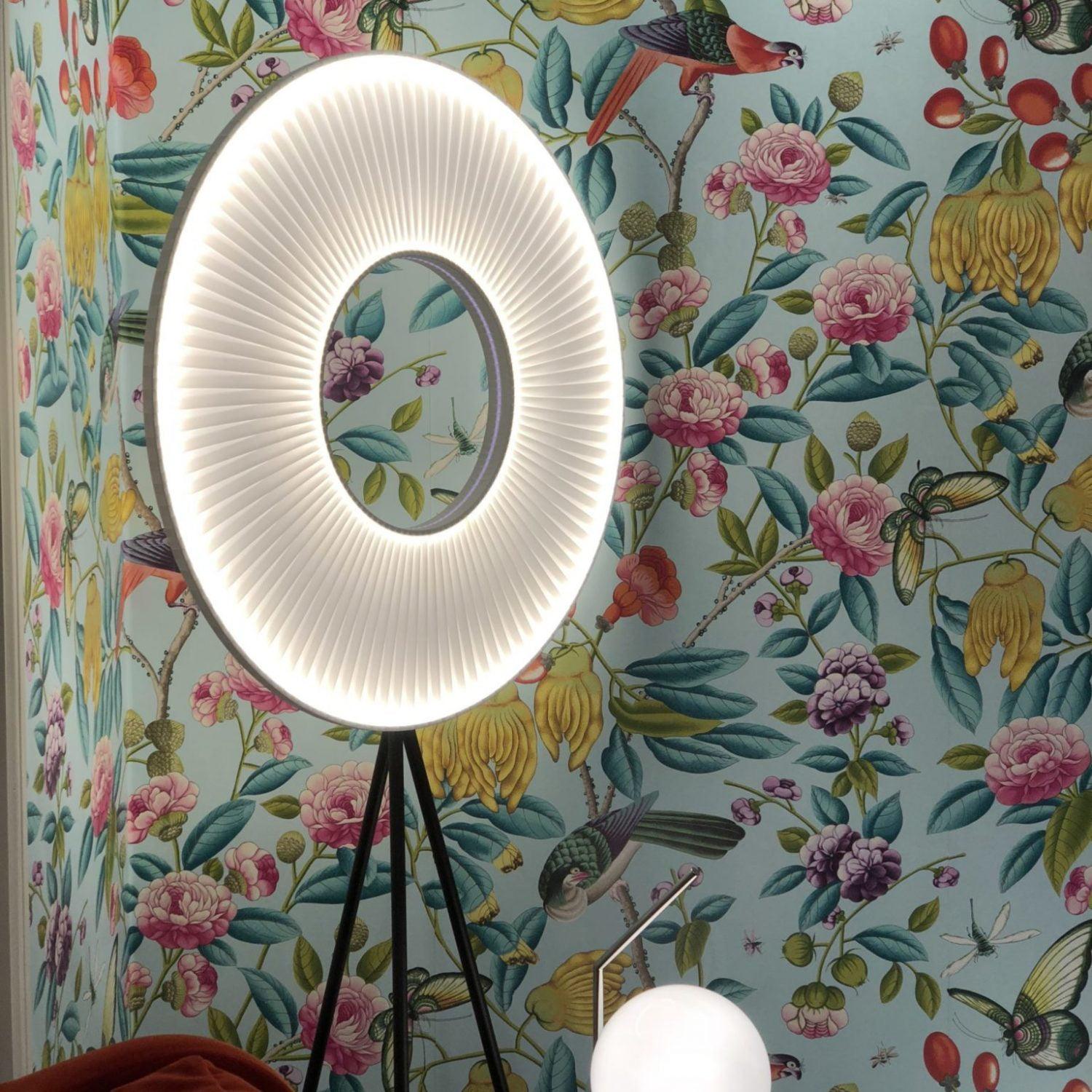 Helen Modern Metal Floor Lamp - Blowlighting