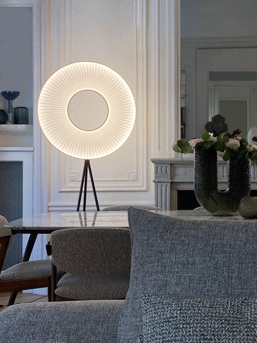 Helen Modern Metal Floor Lamp - Blowlighting